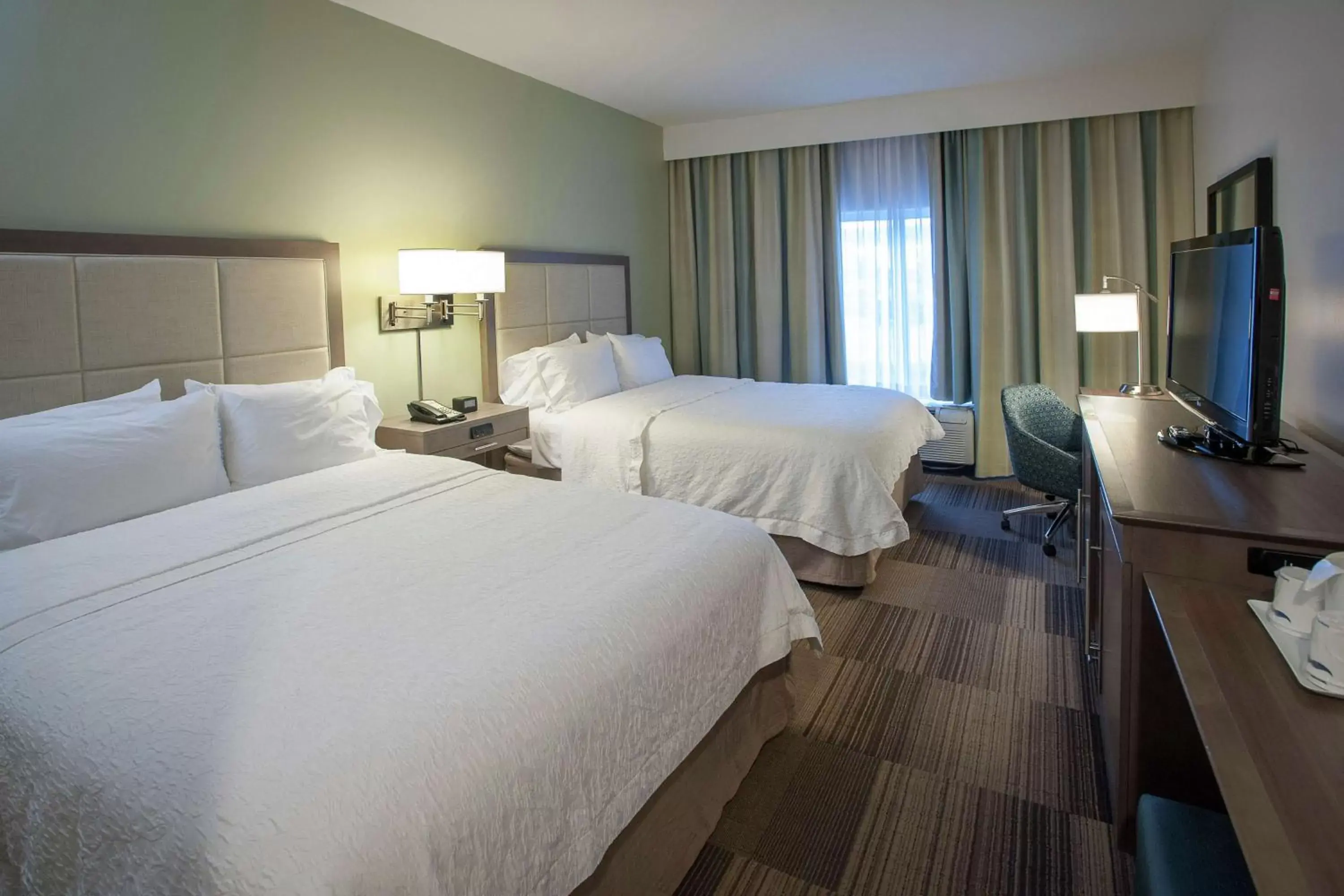 Double Room with Two Double Beds - Hearing Disability Access in Hampton Inn & Suites New Orleans/Elmwood Double Room with Two Double Beds - Hearing Disability Access in Hampton Inn & Suites New Orleans/Elmwood