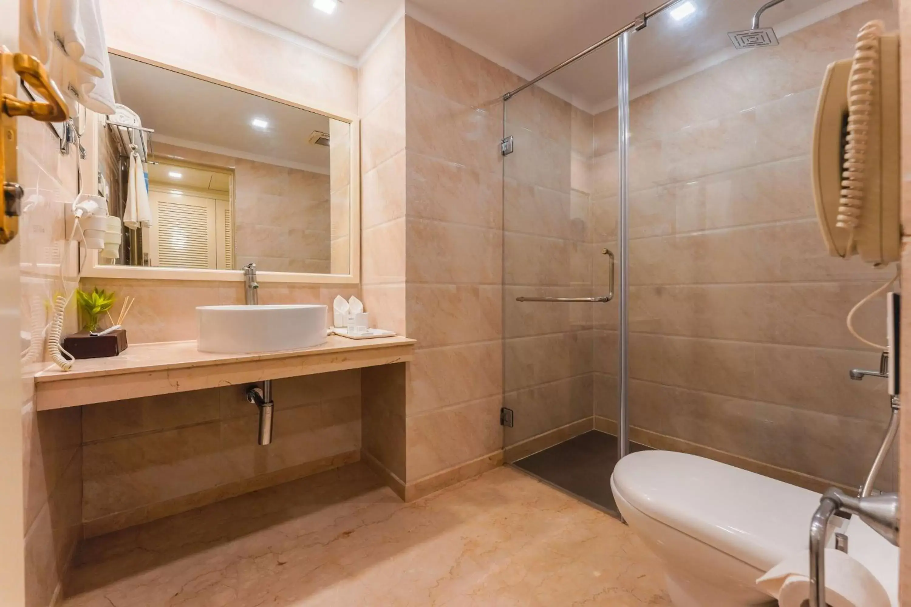 Standard Room - 15% discount on Food and Soft beverages in Radisson Goa Candolim Standard Room - 15% discount on Food and Soft beverages in Radisson Goa Candolim