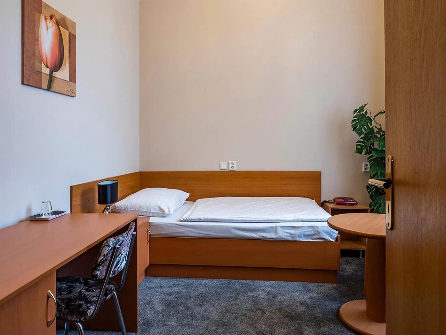 Property building, Bed in Hotel Olympia Česká Lípa