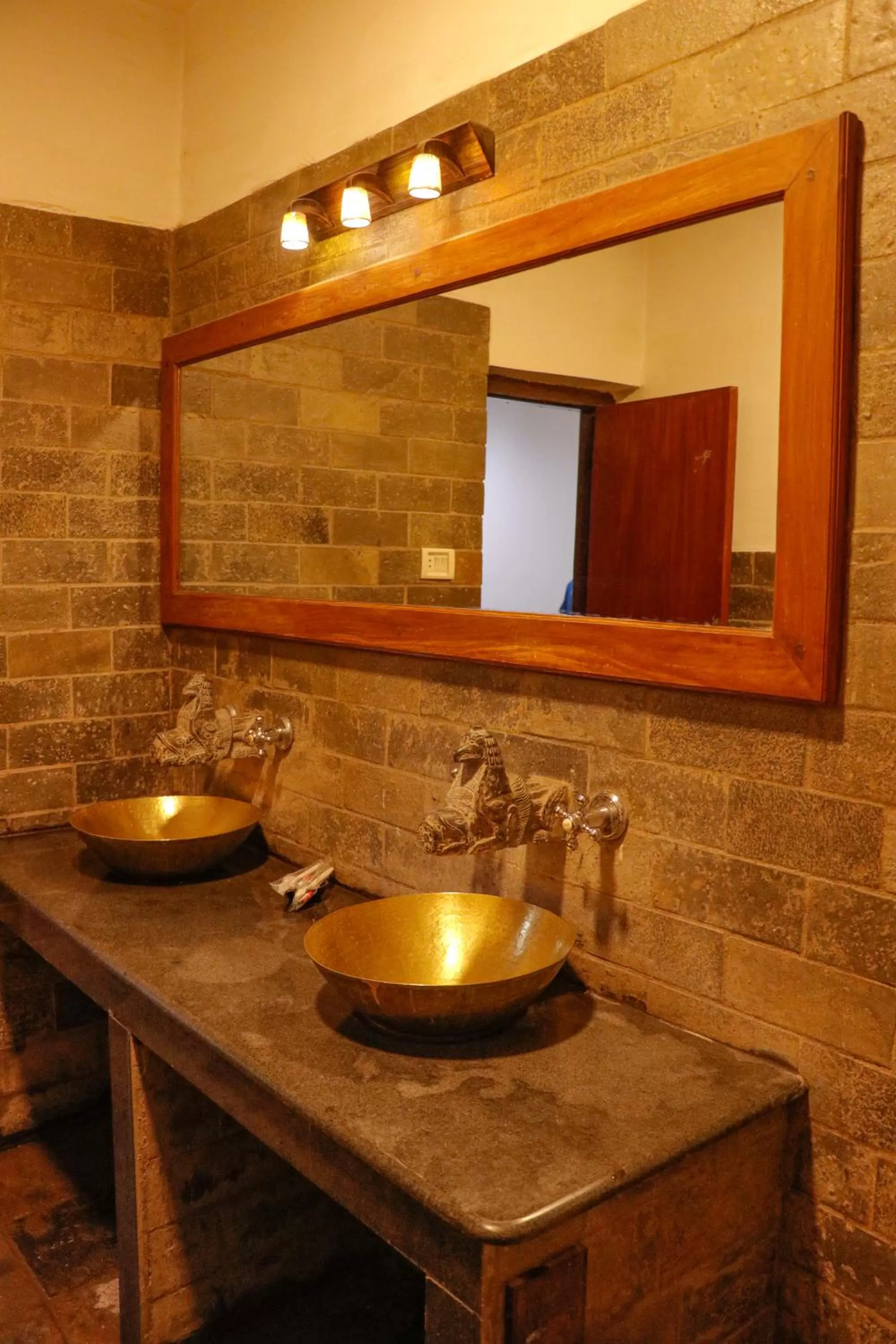Bathroom in Hotel ThorongLa Thamel