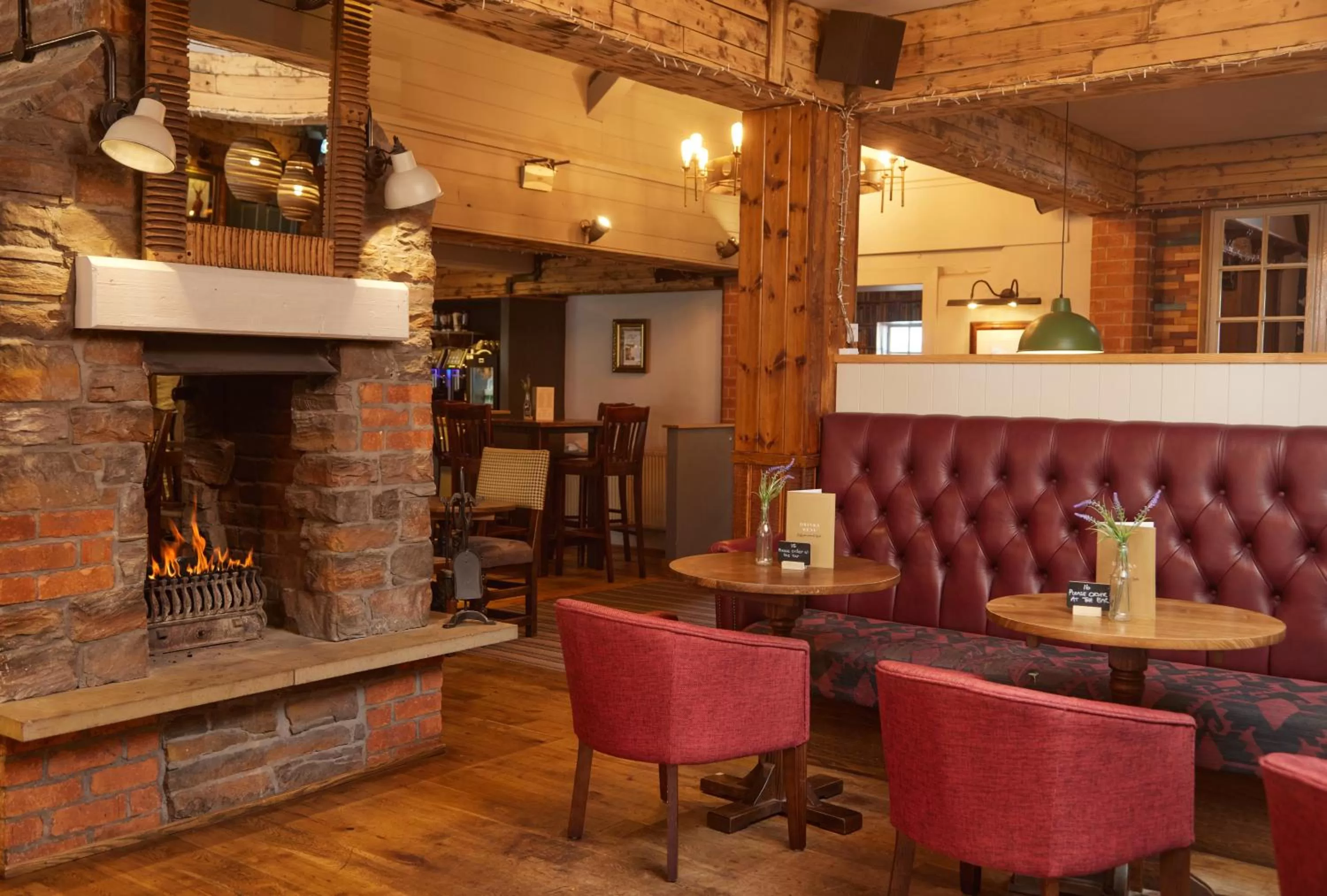 Restaurant/places to eat in Fieldhead Hotel by Greene King Inns