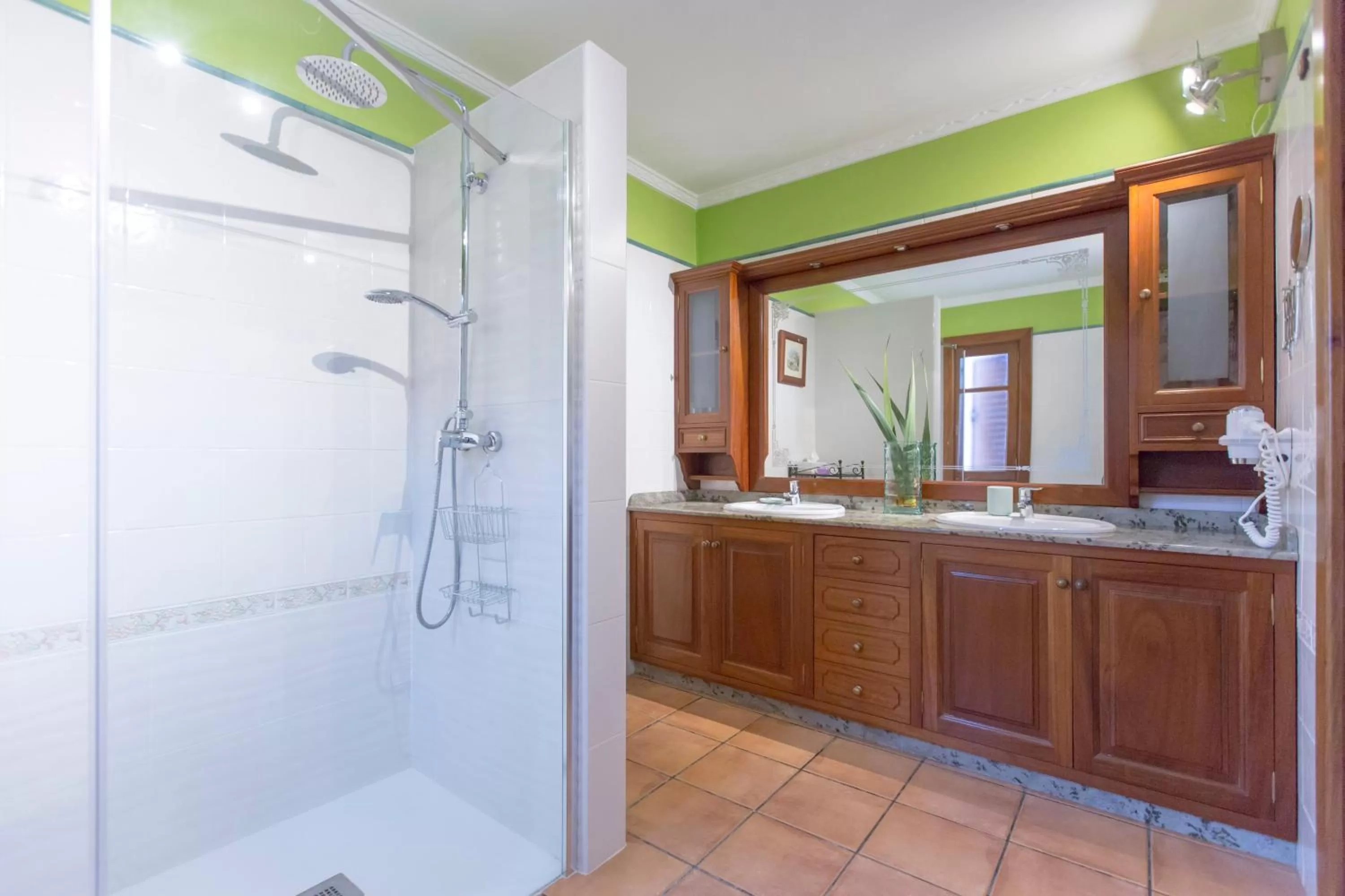 Shower, Bathroom in Villa El Jable Lanzarote