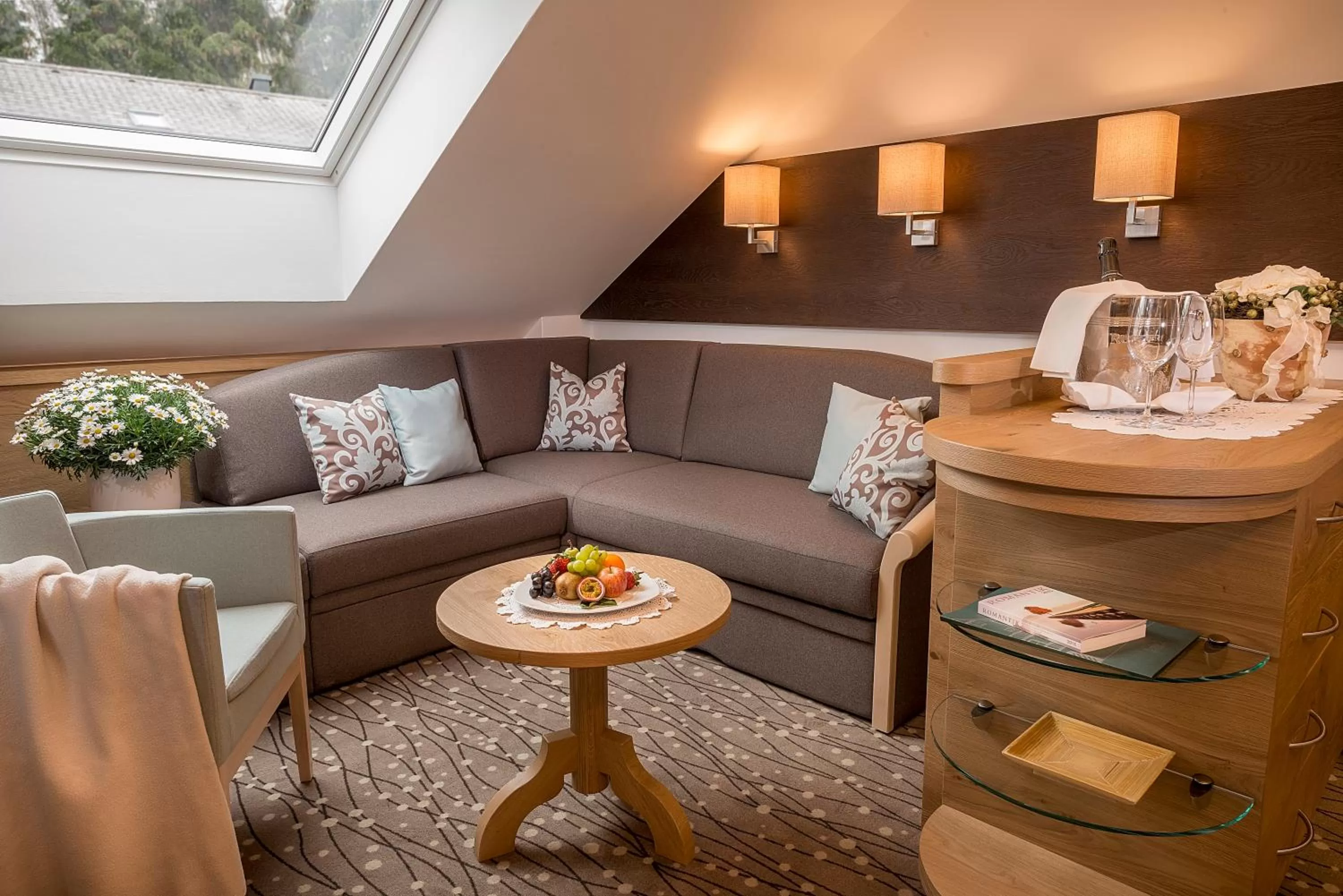 Photo of the whole room in Romantik Hotel Die Gersberg Alm mit Panoramablick auf Salzburg