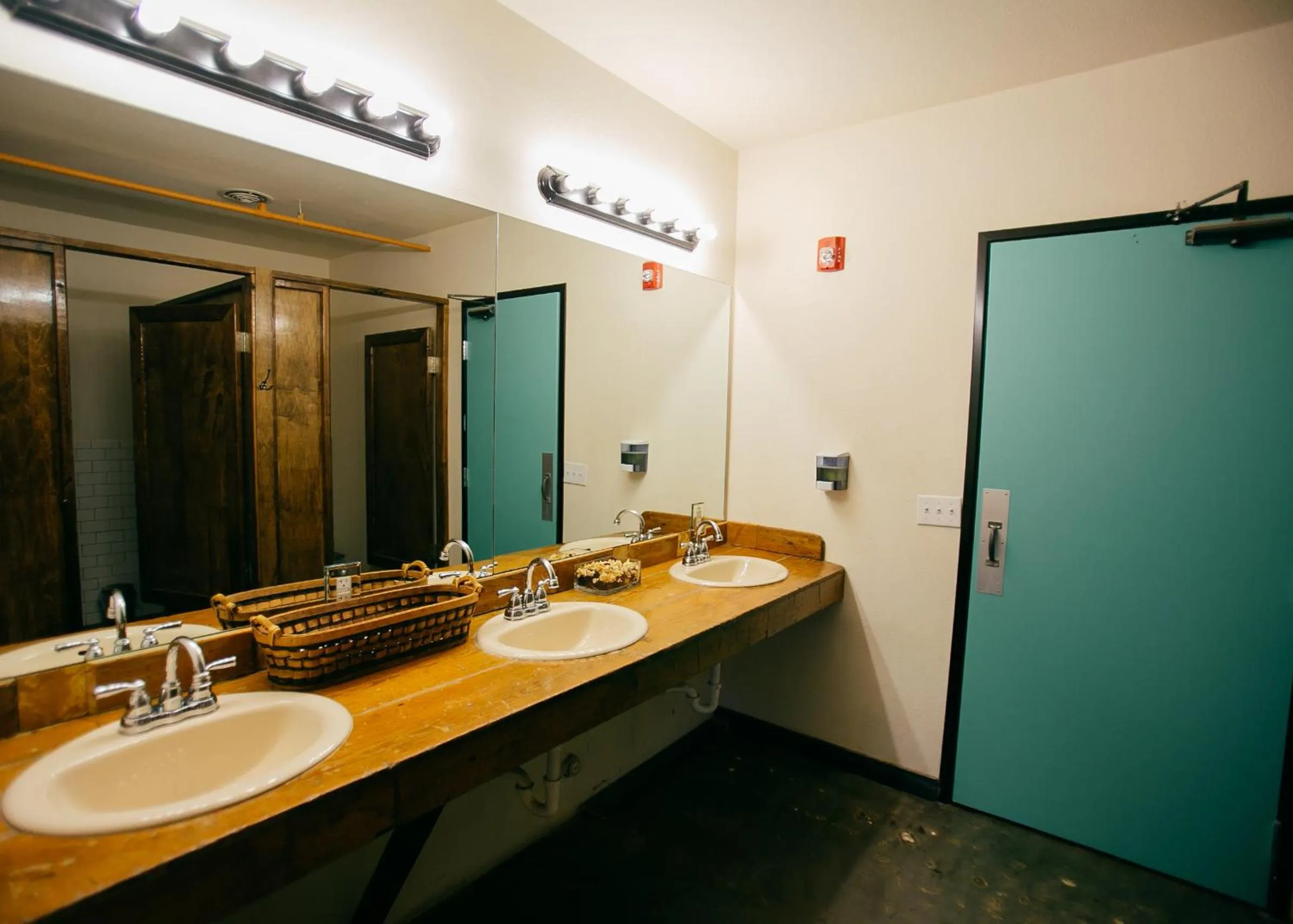 Bathroom in Firehouse Hostel