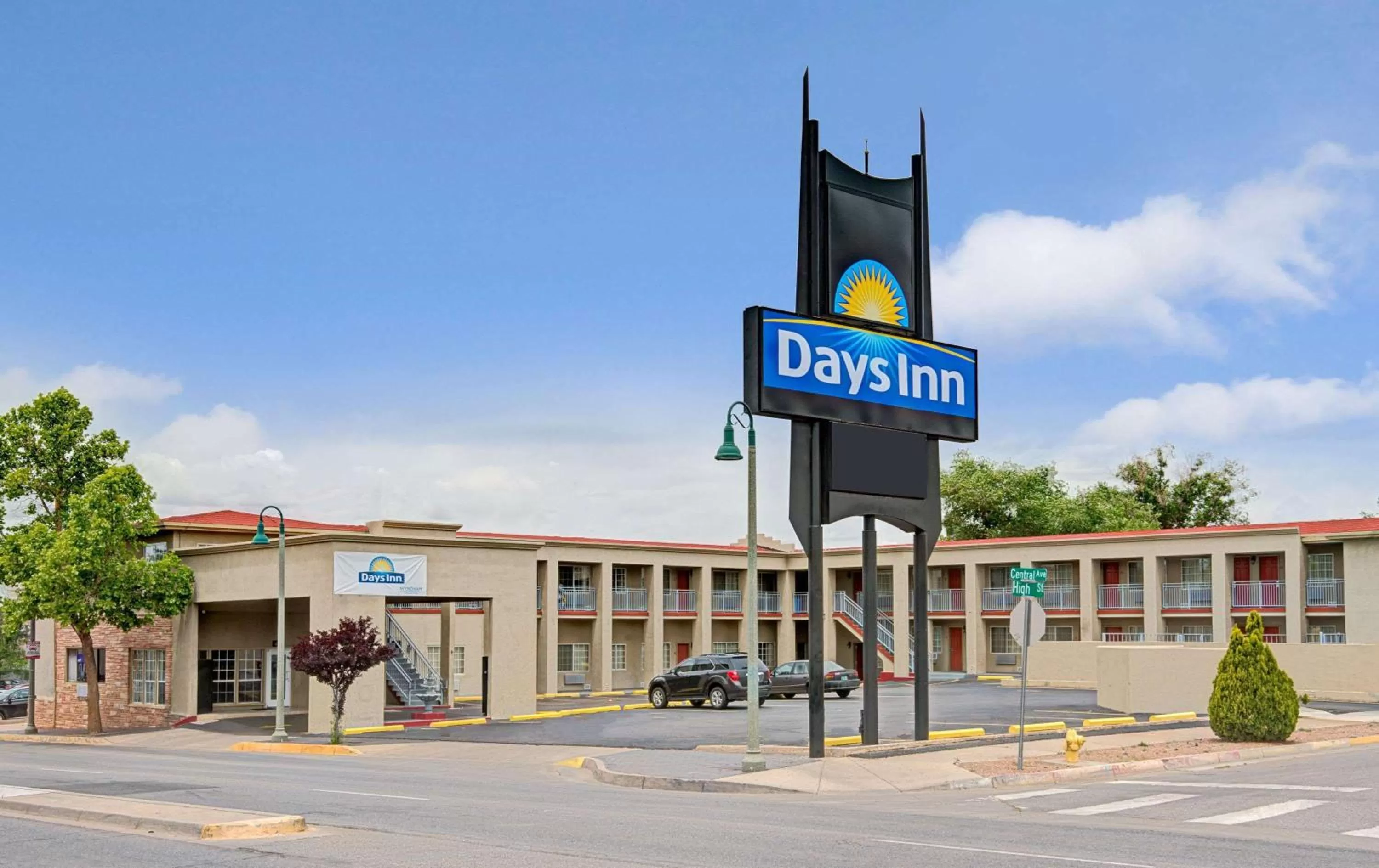 Property building in Days Inn by Wyndham Albuquerque Downtown