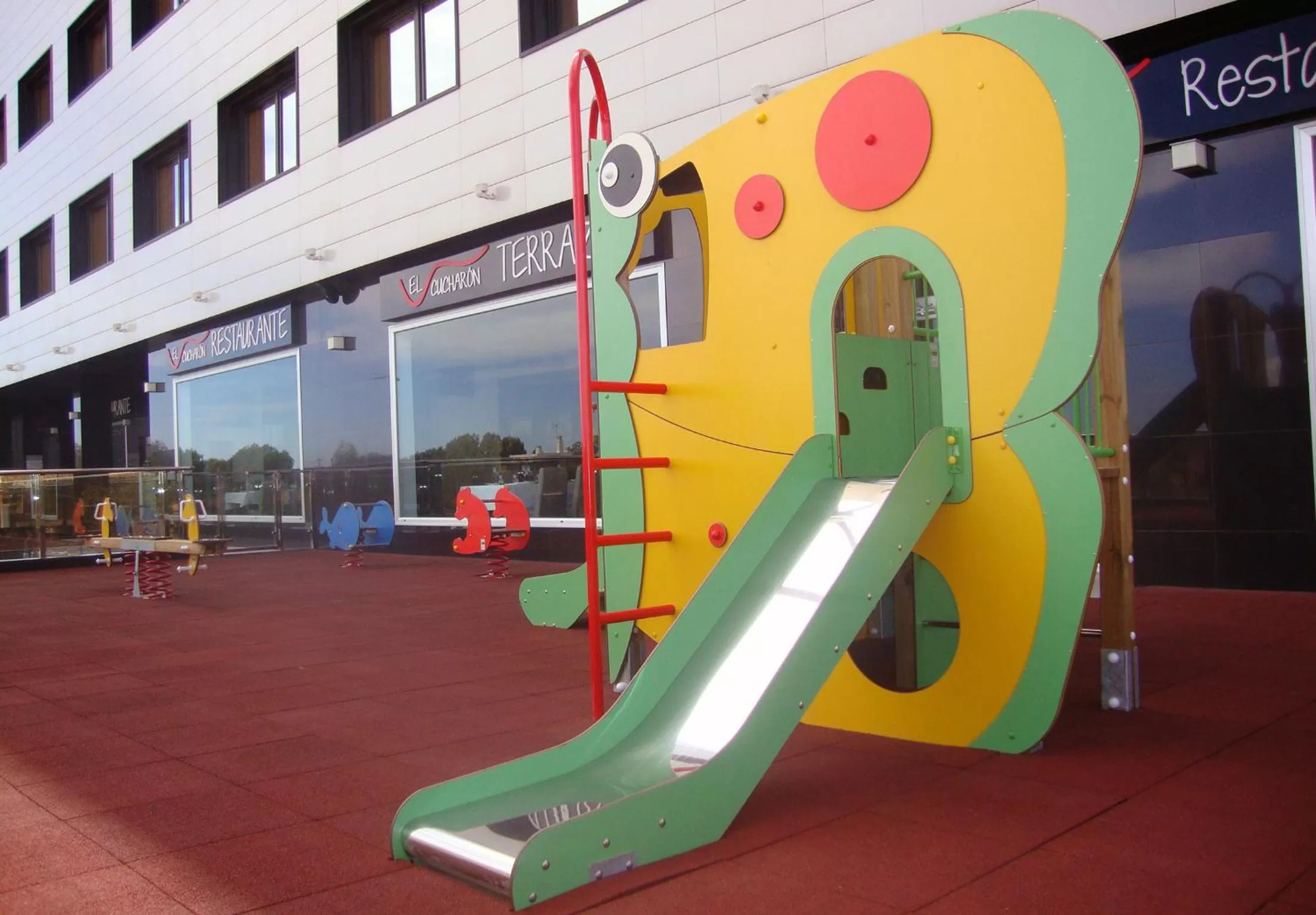 Children play ground in Dña Monse Hotel Spa & Golf