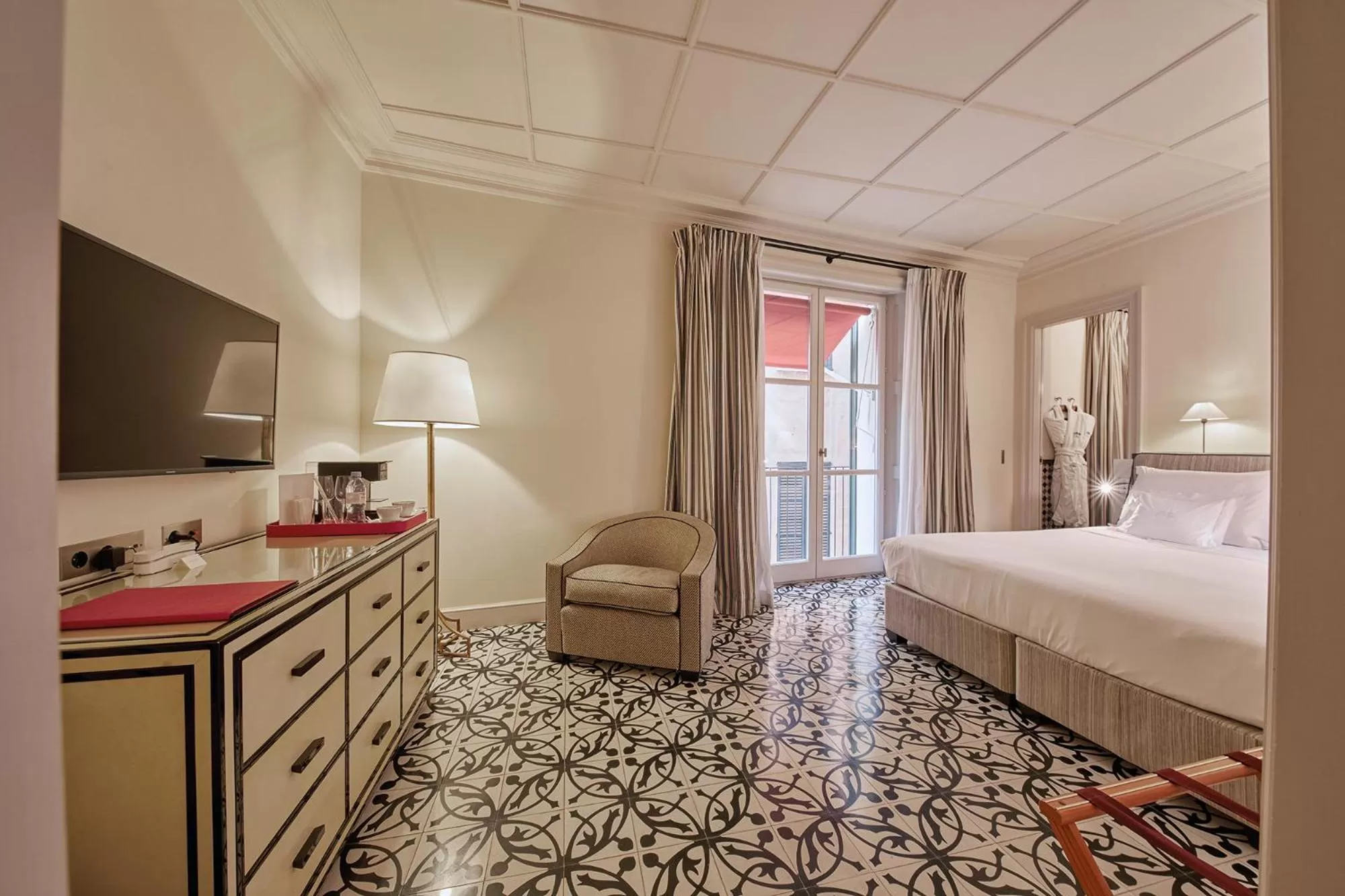 Photo of the whole room, Bed in Hotel Cappuccino - Palma