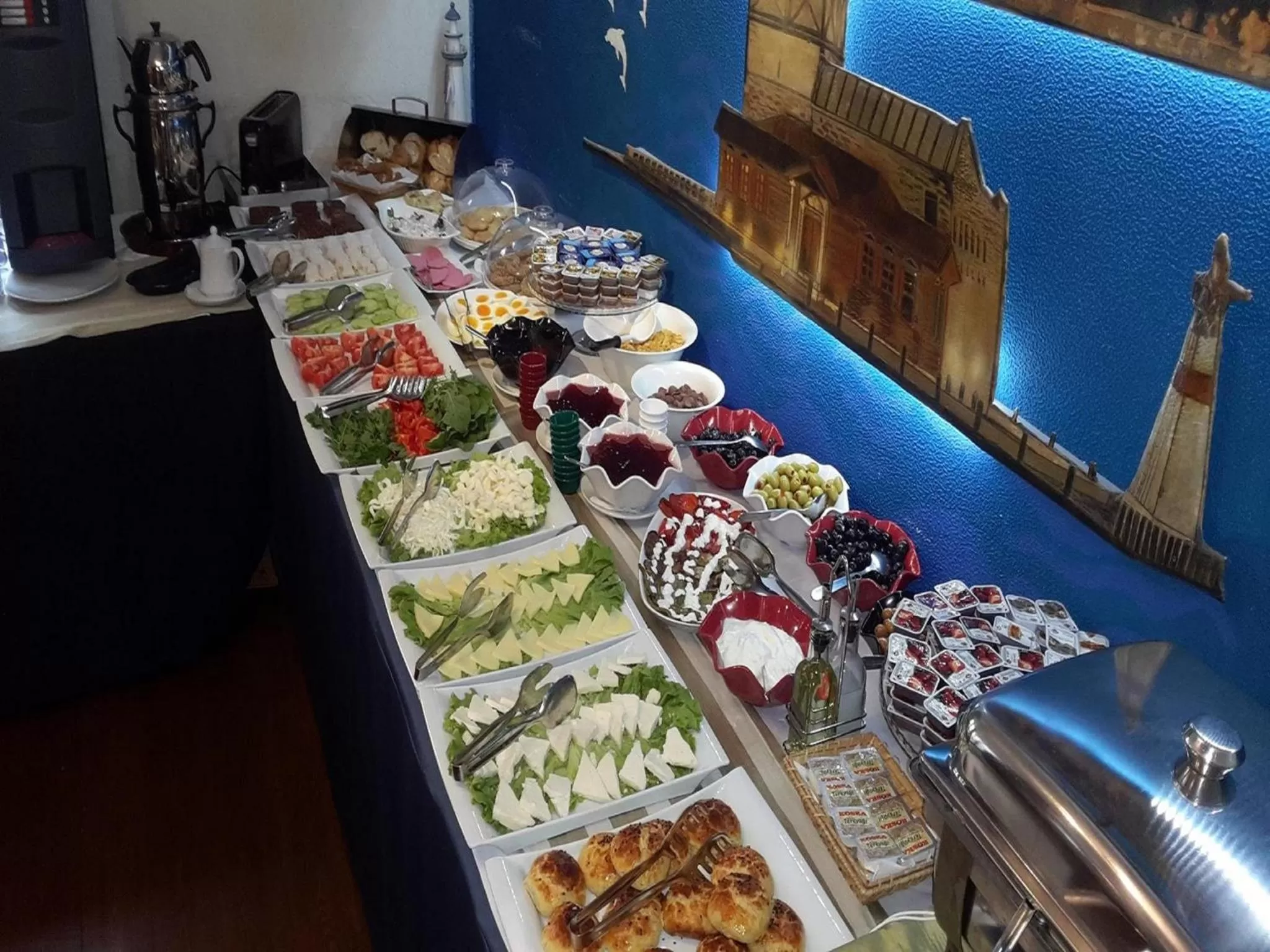 Restaurant/places to eat in Sphendon Hotel