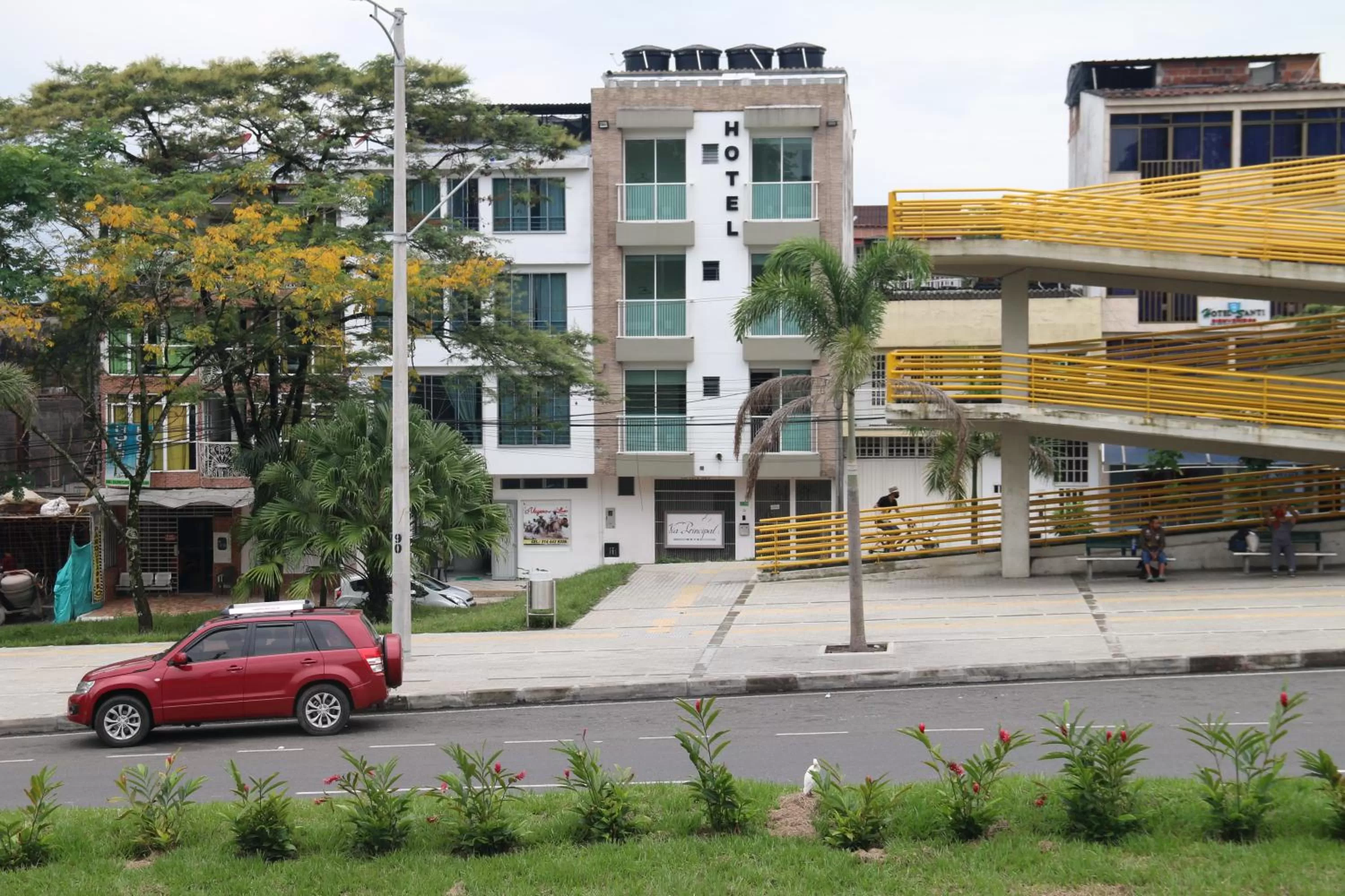 Property Building in Hotel Via Principal I