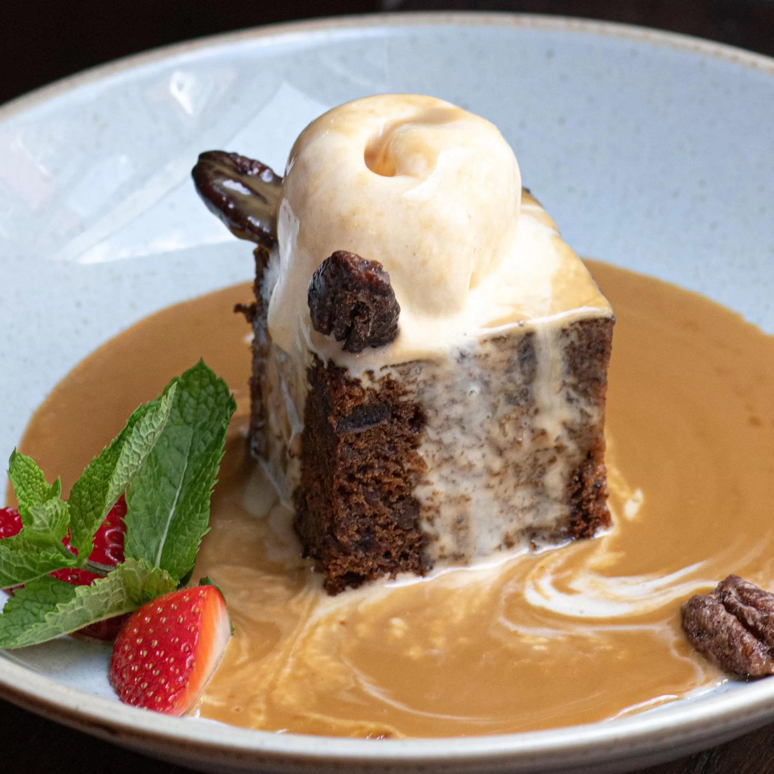 Food in Kew Gardens Hotel