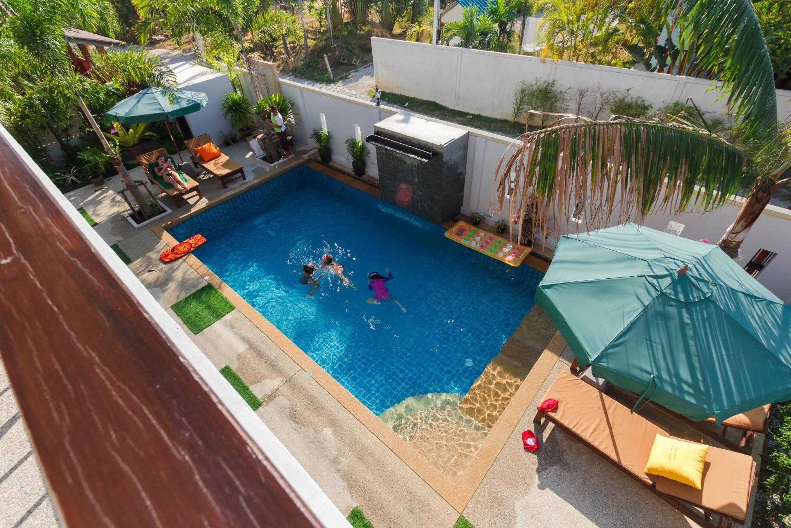 Swimming pool in Happy Eight Resort