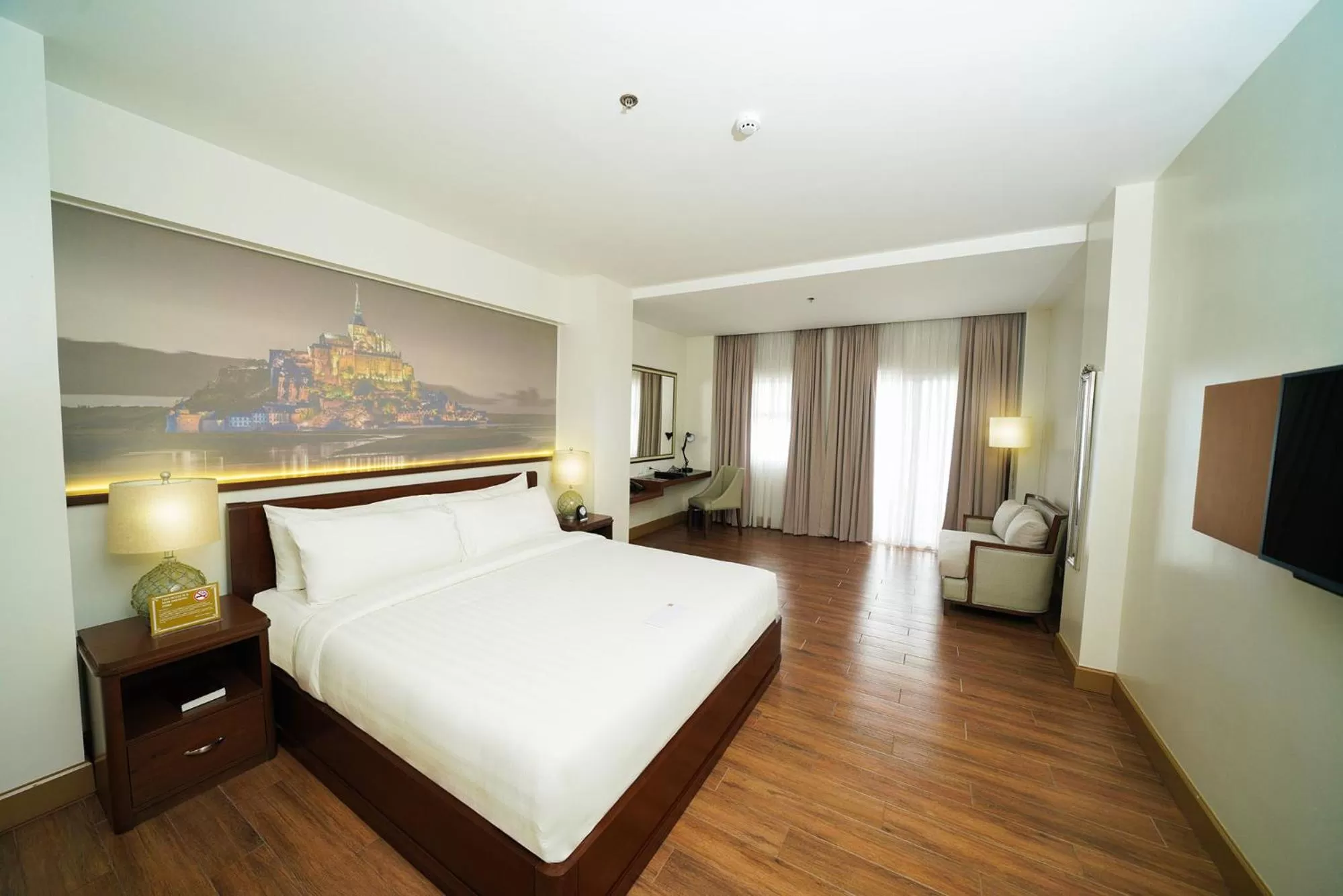 Bed in Hotel Carlito Tagaytay