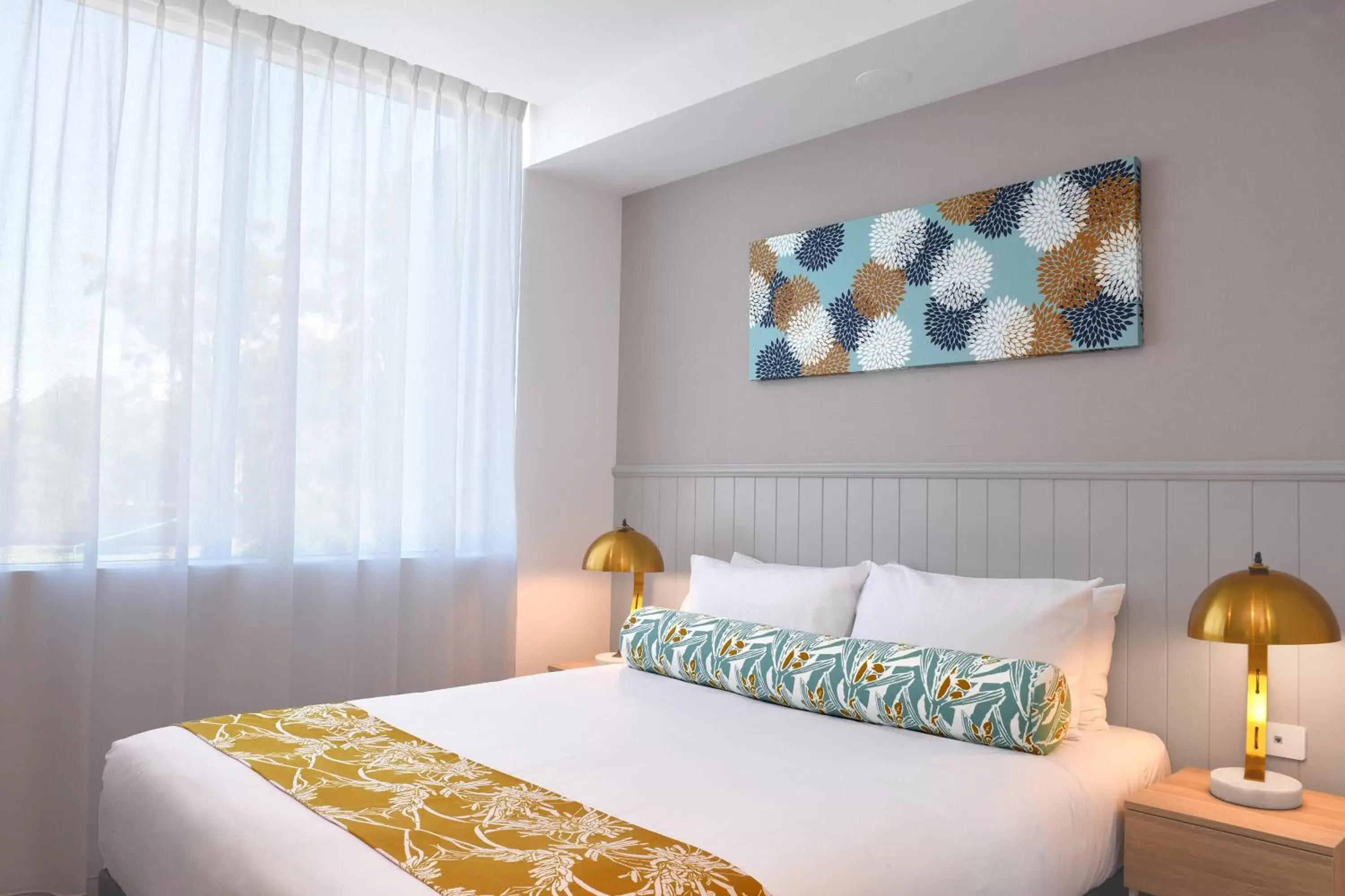 Accessible Queen in Mantra at Sharks Accessible Queen in Mantra at Sharks