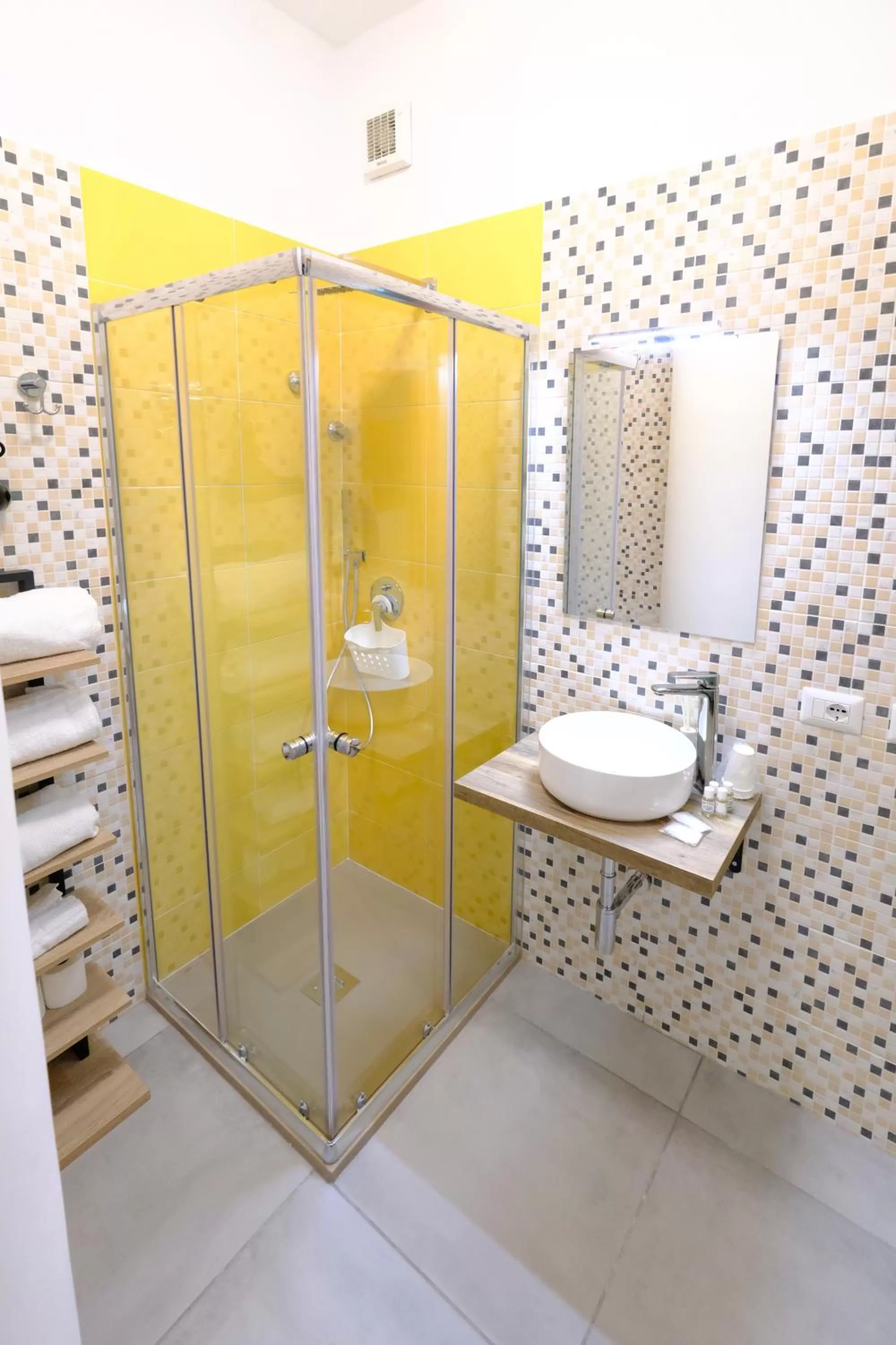 Bathroom in Donna Elena B&B