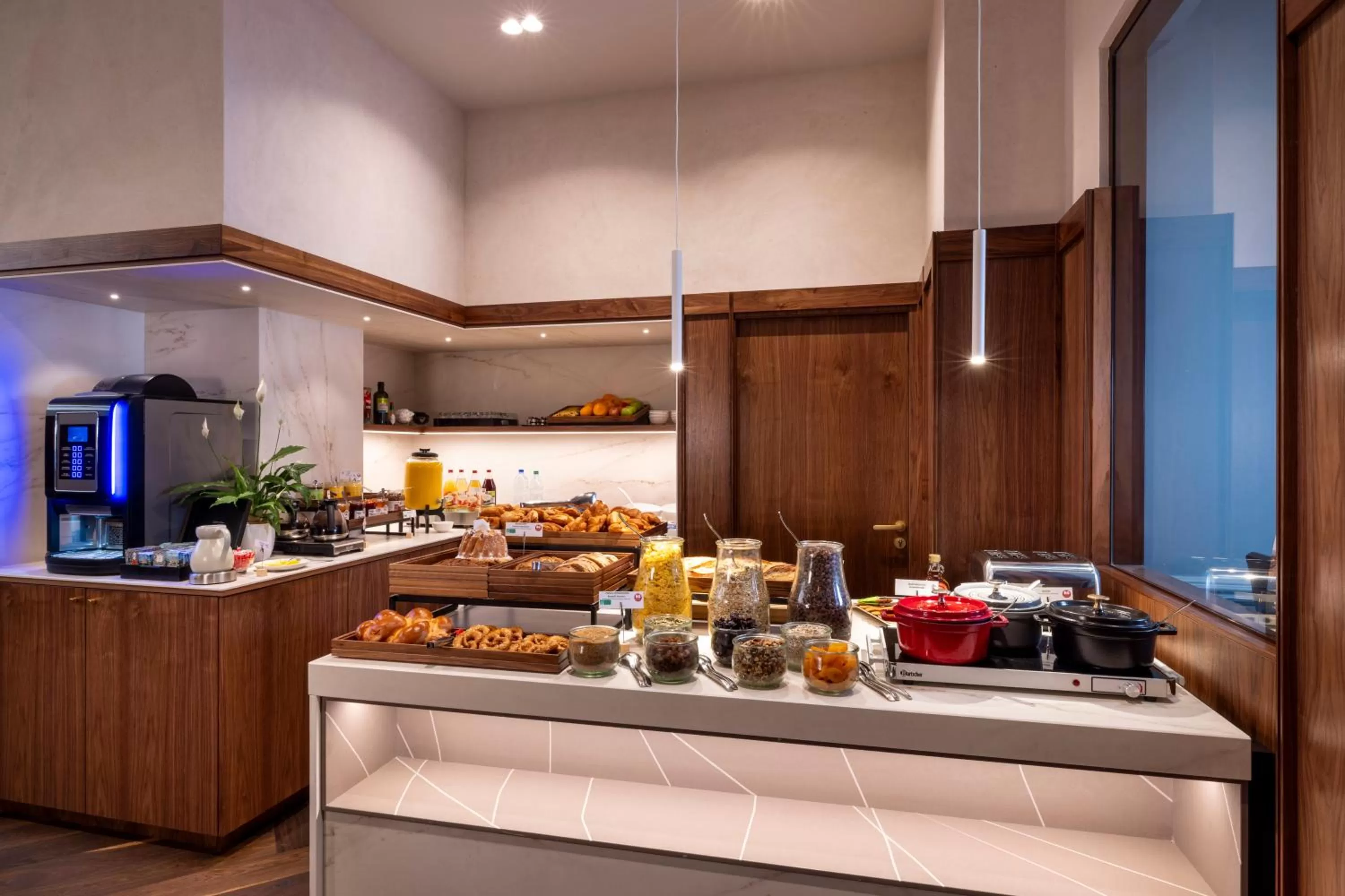 Breakfast in Hôtel Gutenberg