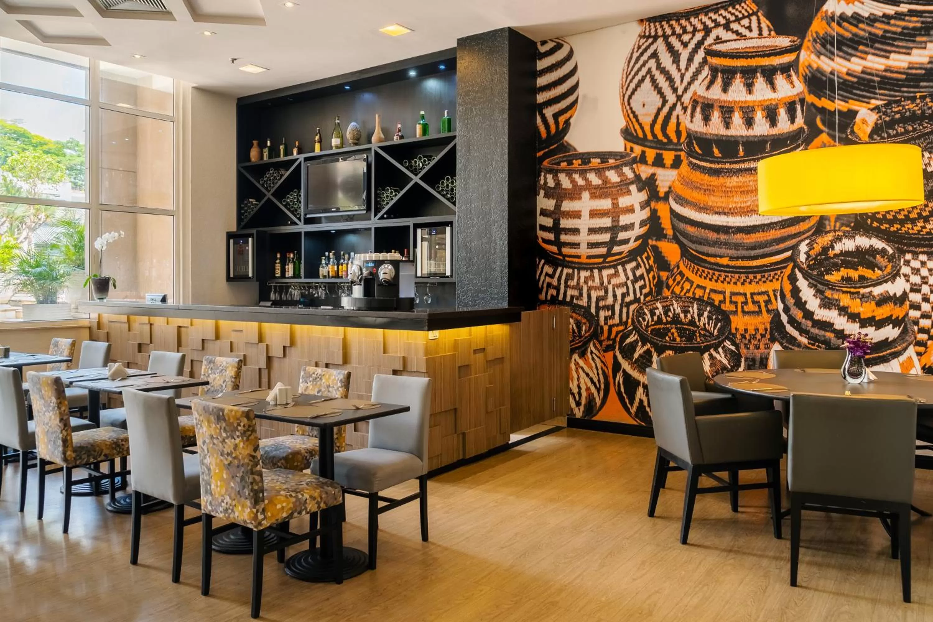 Restaurant/places to eat in Mercure Guarulhos Aeroporto