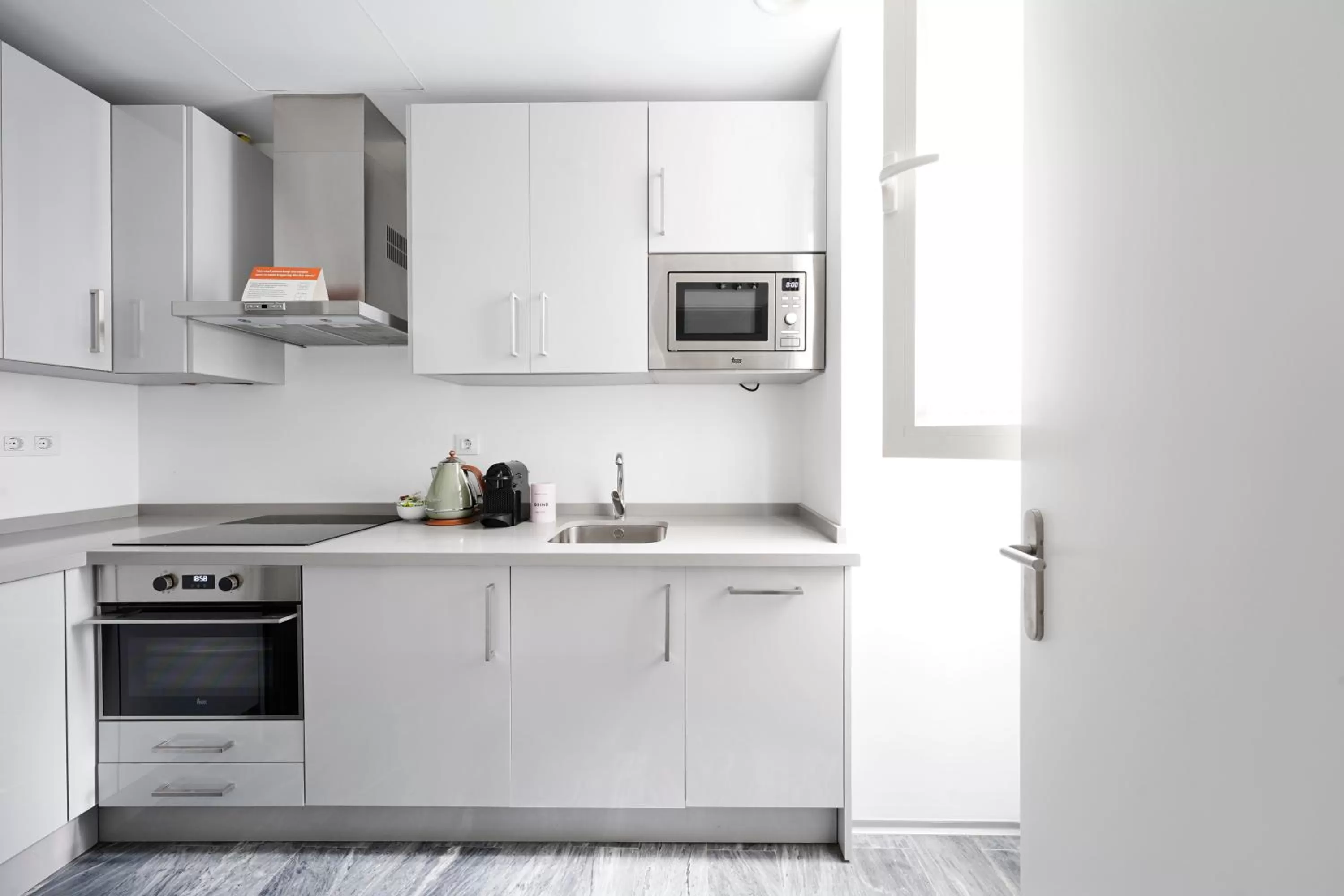 minibar in Numa Seville Jondo