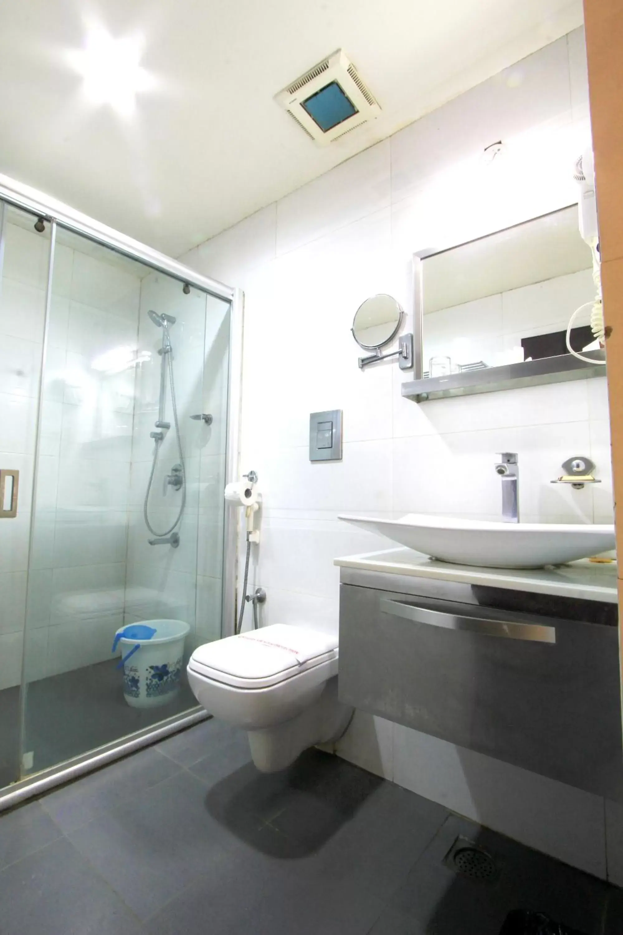 Deluxe King Room - single occupancy in Stay Comfort Deluxe King Room - single occupancy in Stay Comfort