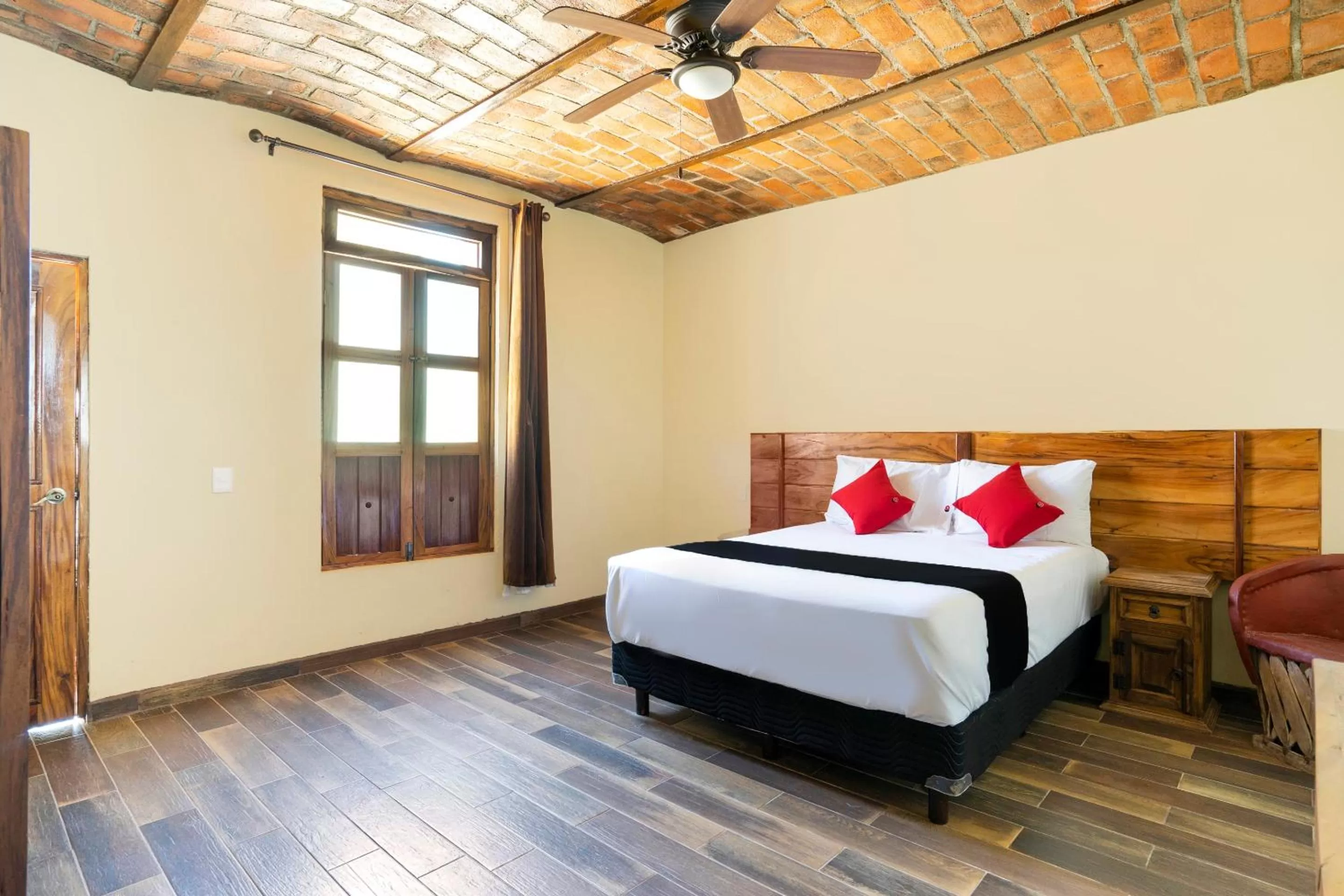 Bedroom, Bed in Collection O Hotel Monte Agave