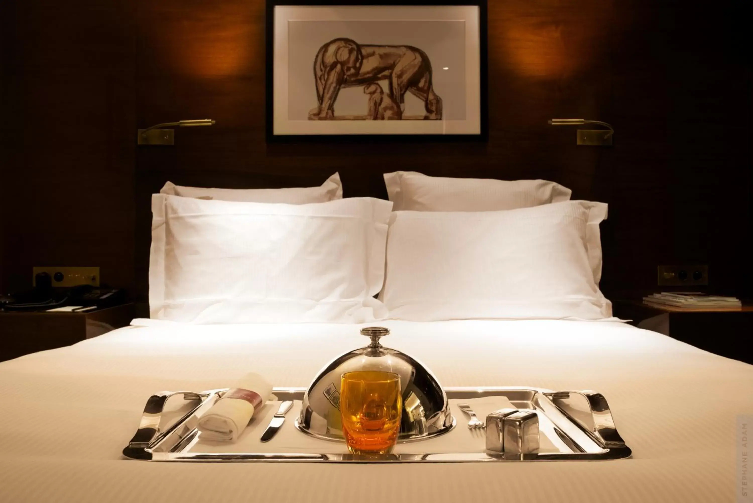 Classic Double Room in Hotel Montaigne Classic Double Room in Hotel Montaigne