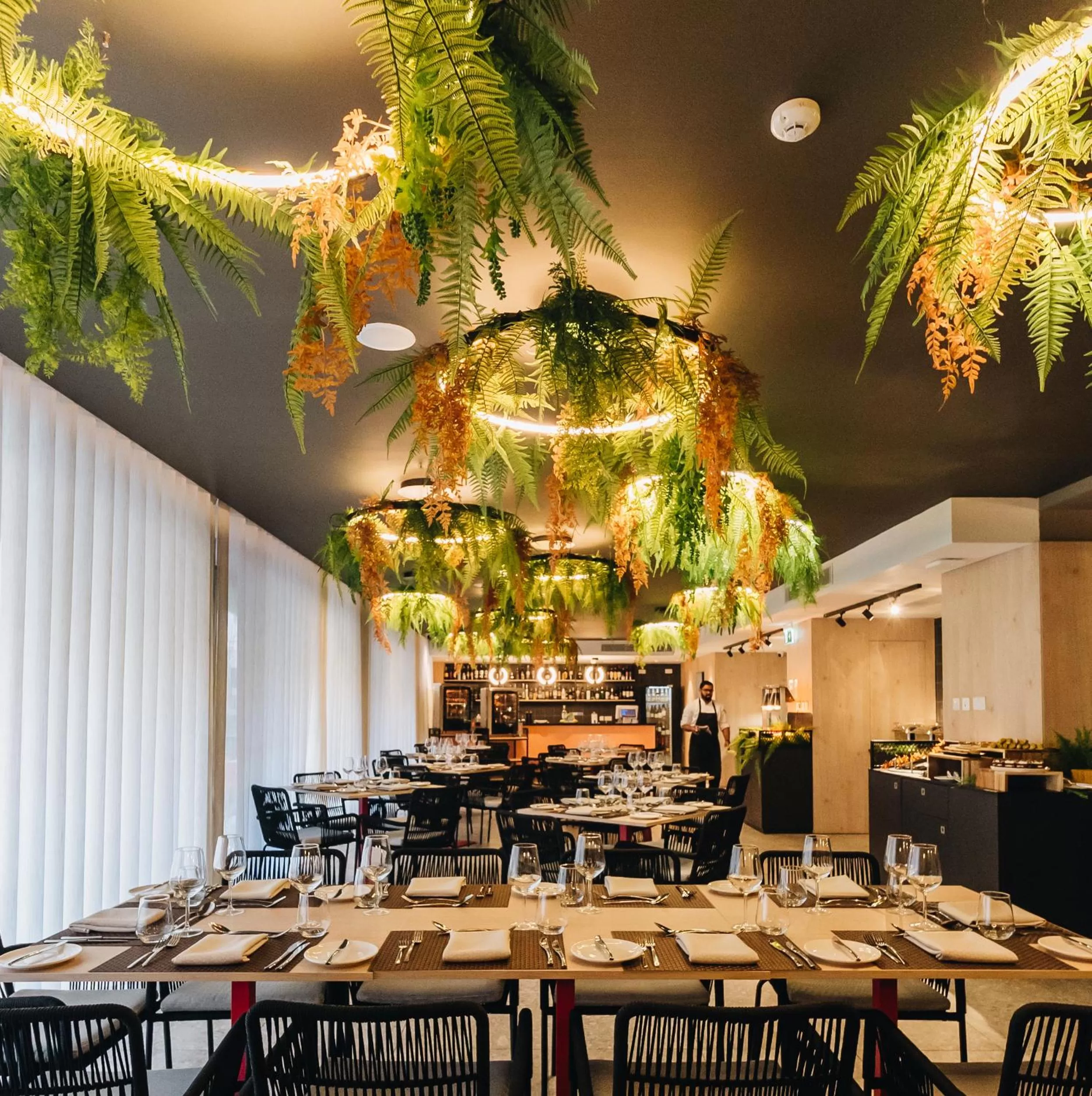 Restaurant/places to eat in IKYK Hotel- IK Collection