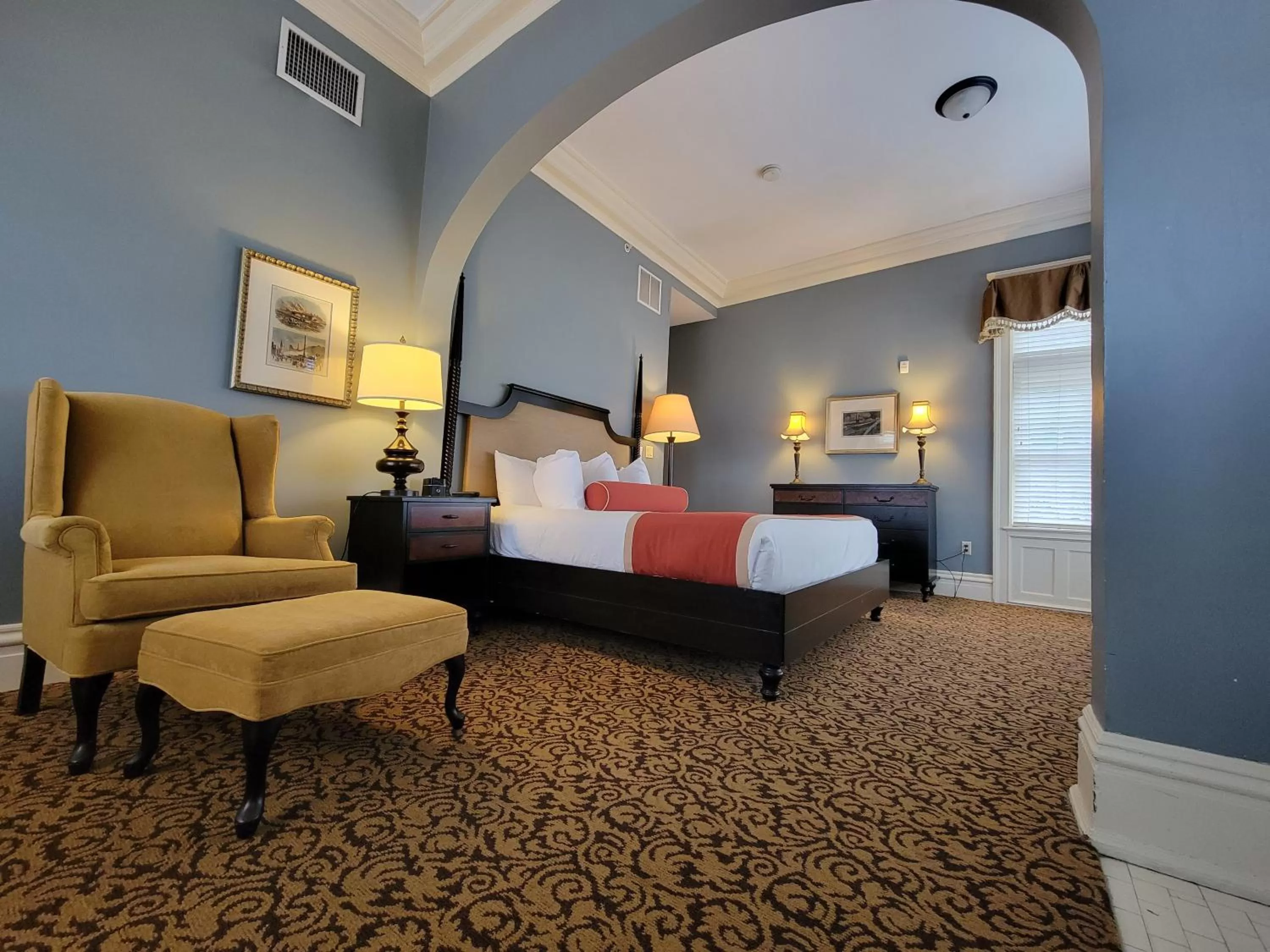 Bedroom in Mansions on Fifth