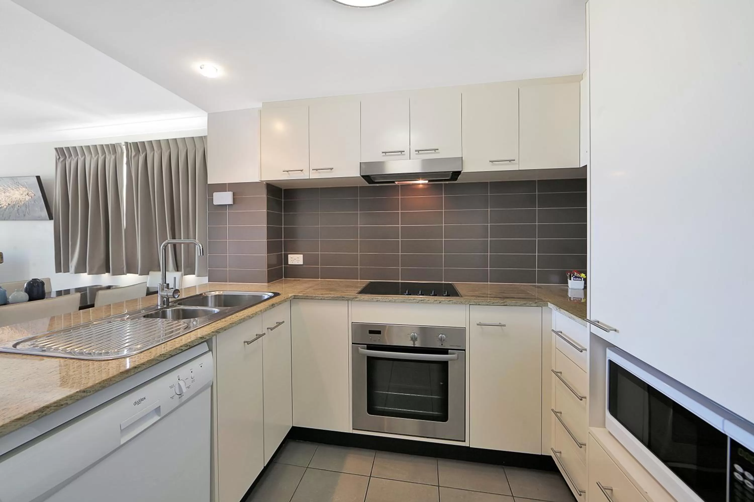 Kitchen or kitchenette in The Point Resort