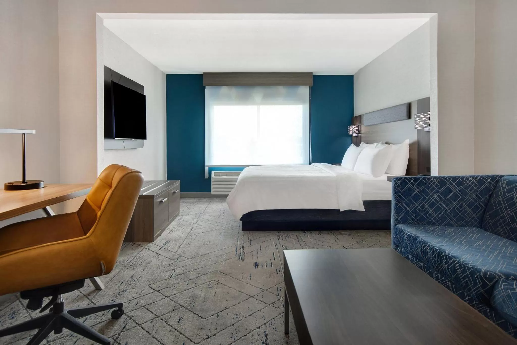 Photo of the whole room, Bed in Holiday Inn Express Marietta - Atlanta Northwest by IHG