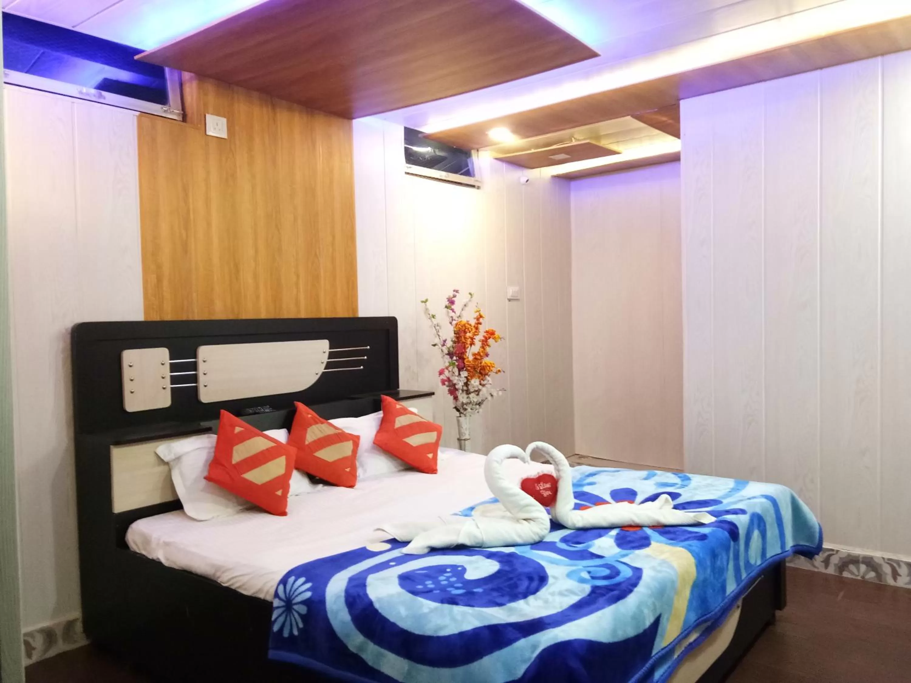 Bed in Haveli Taragarh Palace