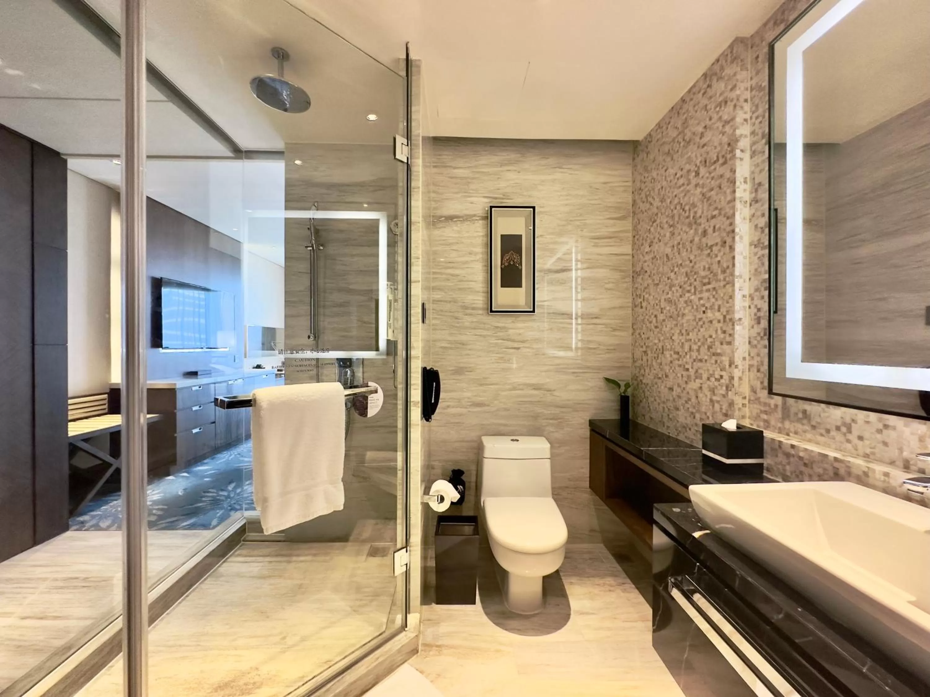Shower in Shanghai Marriott Hotel Pudong East - Only a 20 minute drive from Disney