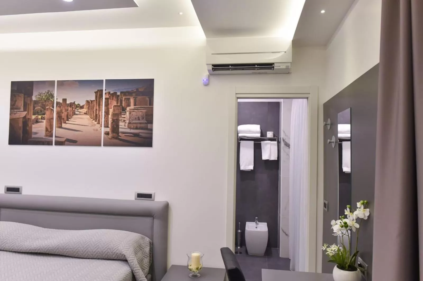 Pompei Inn Ruins B&B Luxury Suite