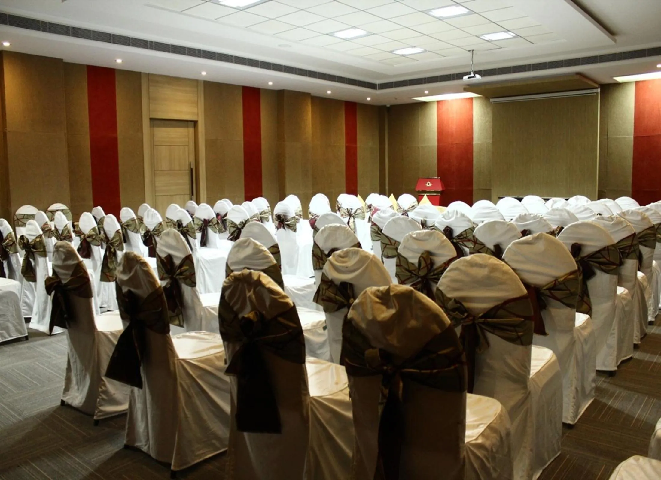 Meeting/conference room in Nidhivan Sarovar Portico Vrindavan