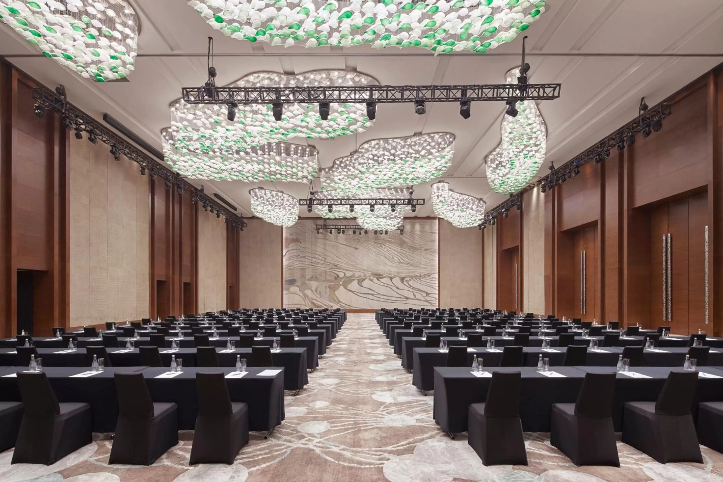 Meeting/conference room in The Westin Chongqing Liberation Square