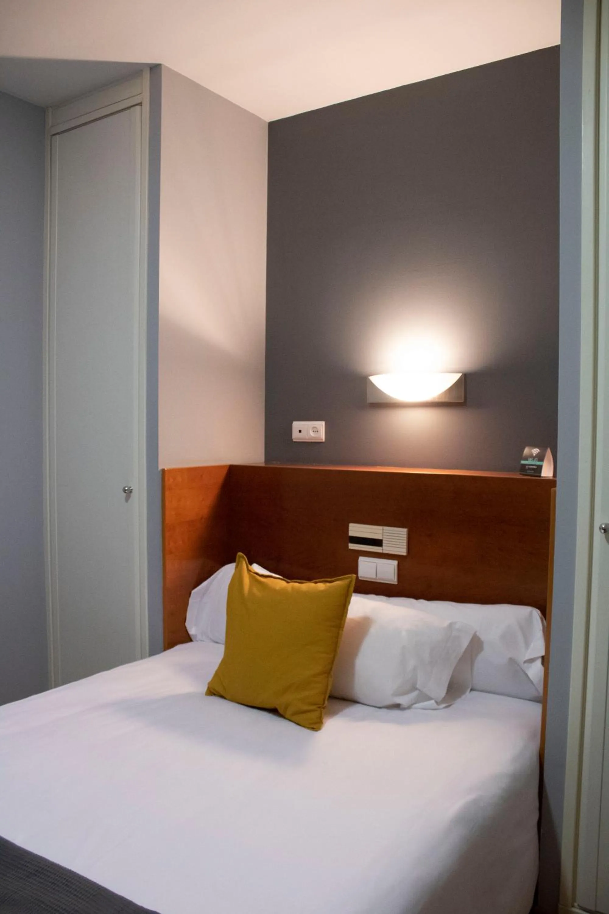 Bedroom, Bed in Hotel Alda Ciudad de Soria