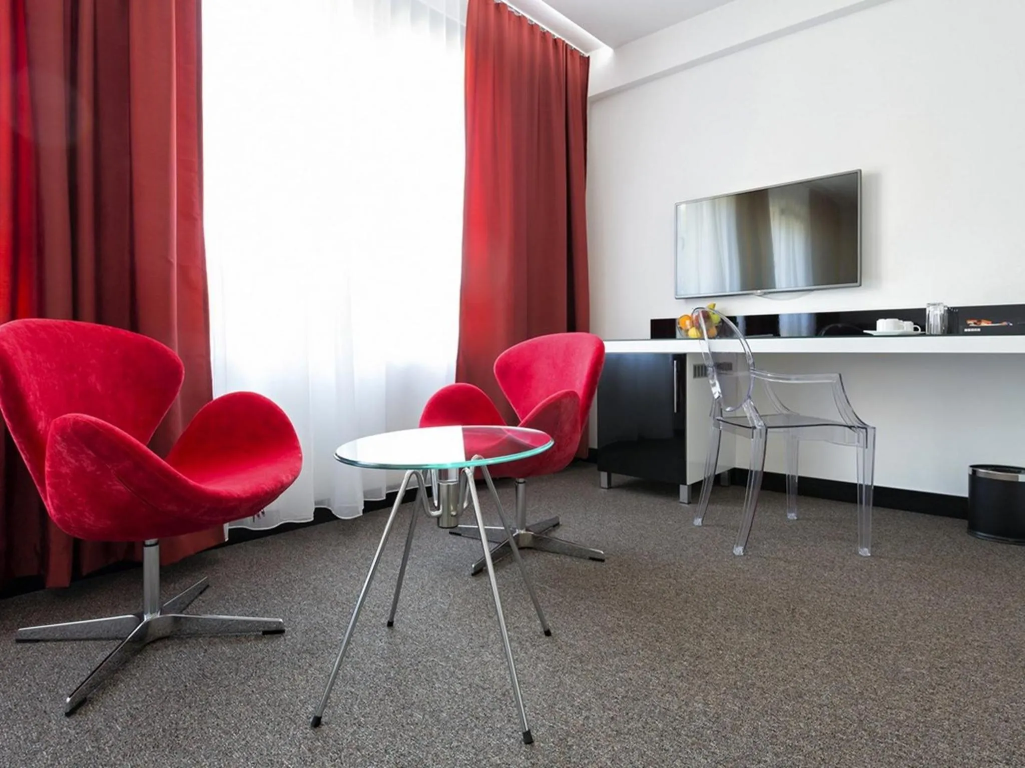 TV and multimedia in Nova City Garni Hotel Signature Collection