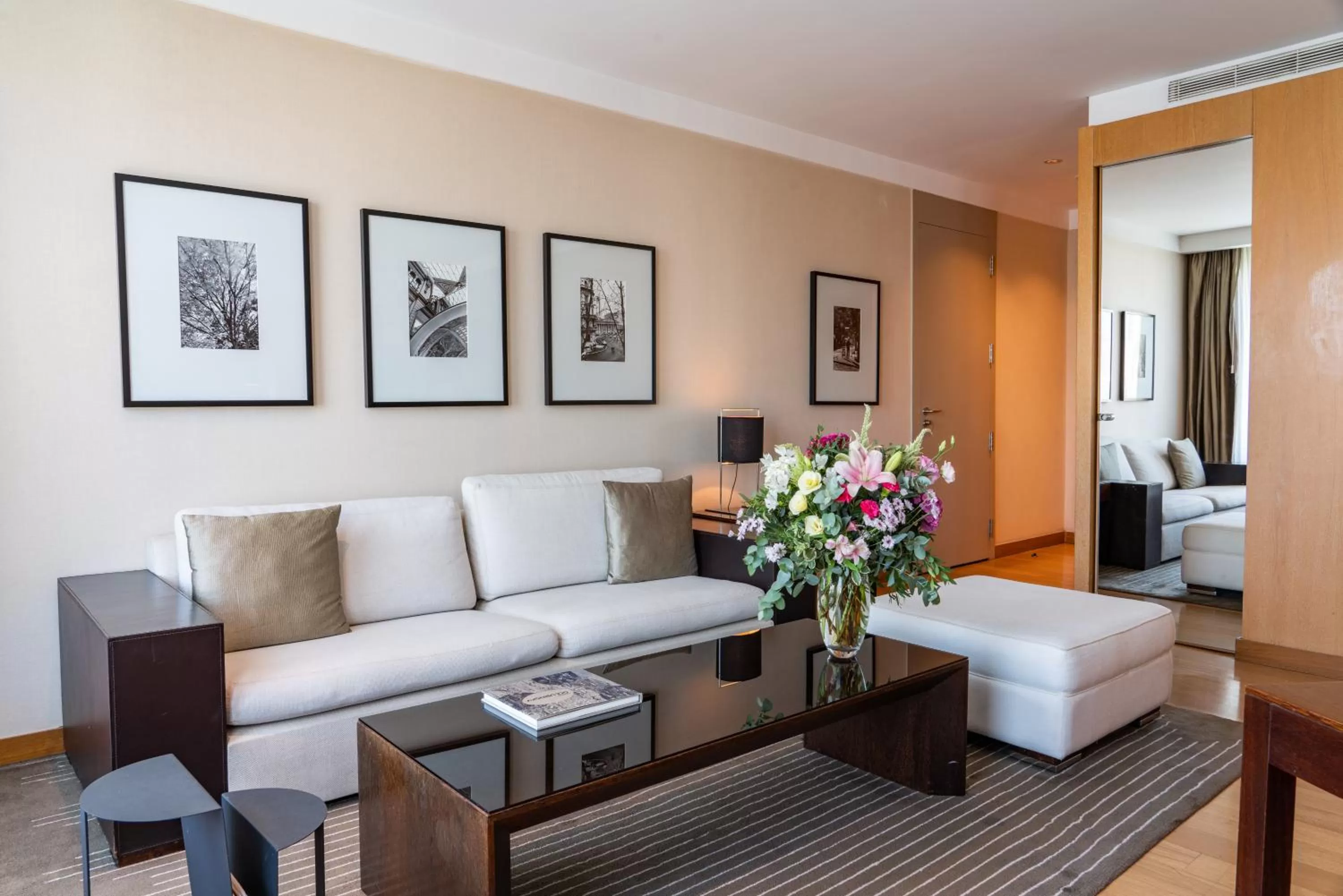 Living room in Palacio Duhau - Park Hyatt Buenos Aires