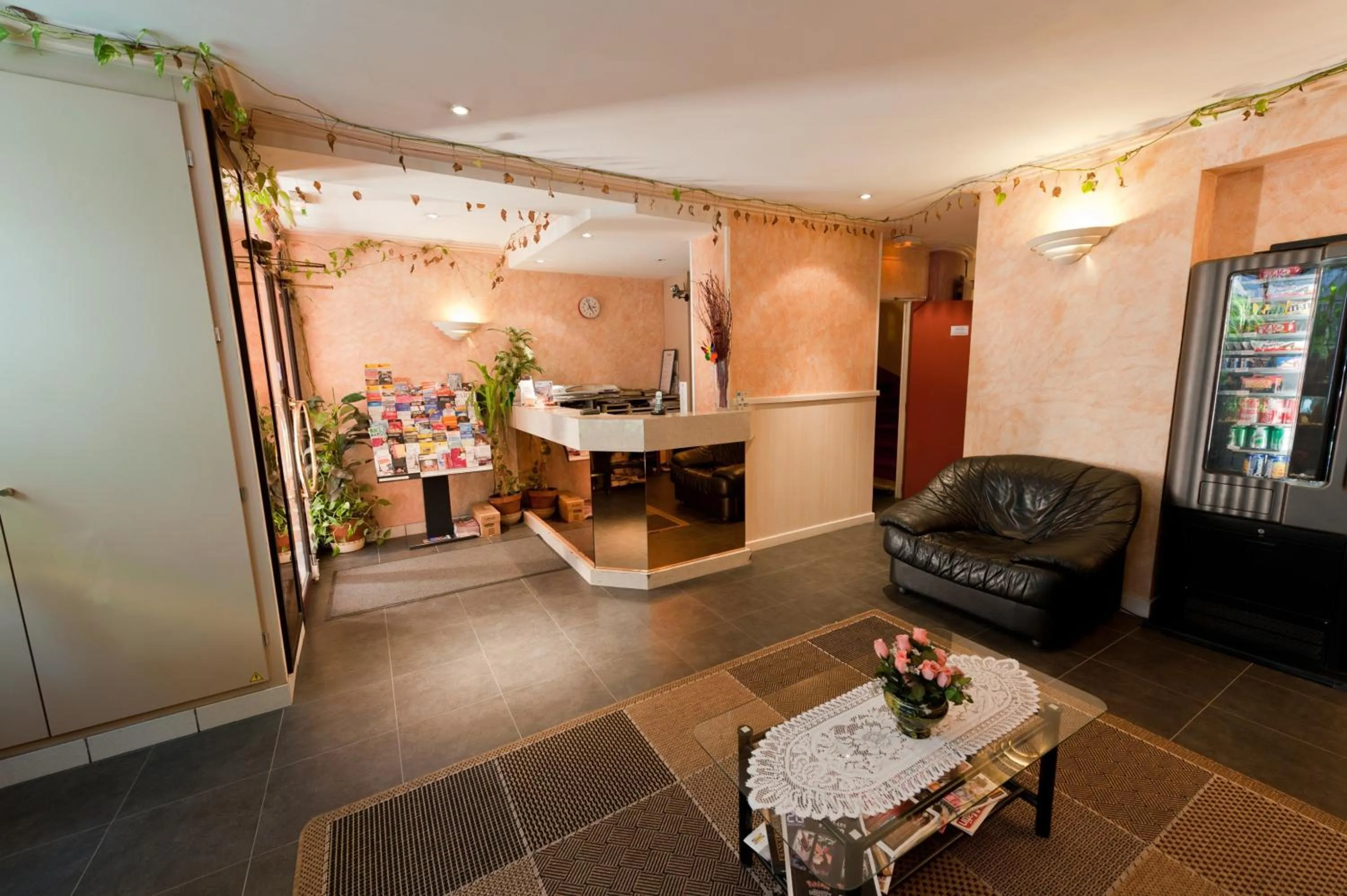 Lobby or reception in Hotel Royal Bergère