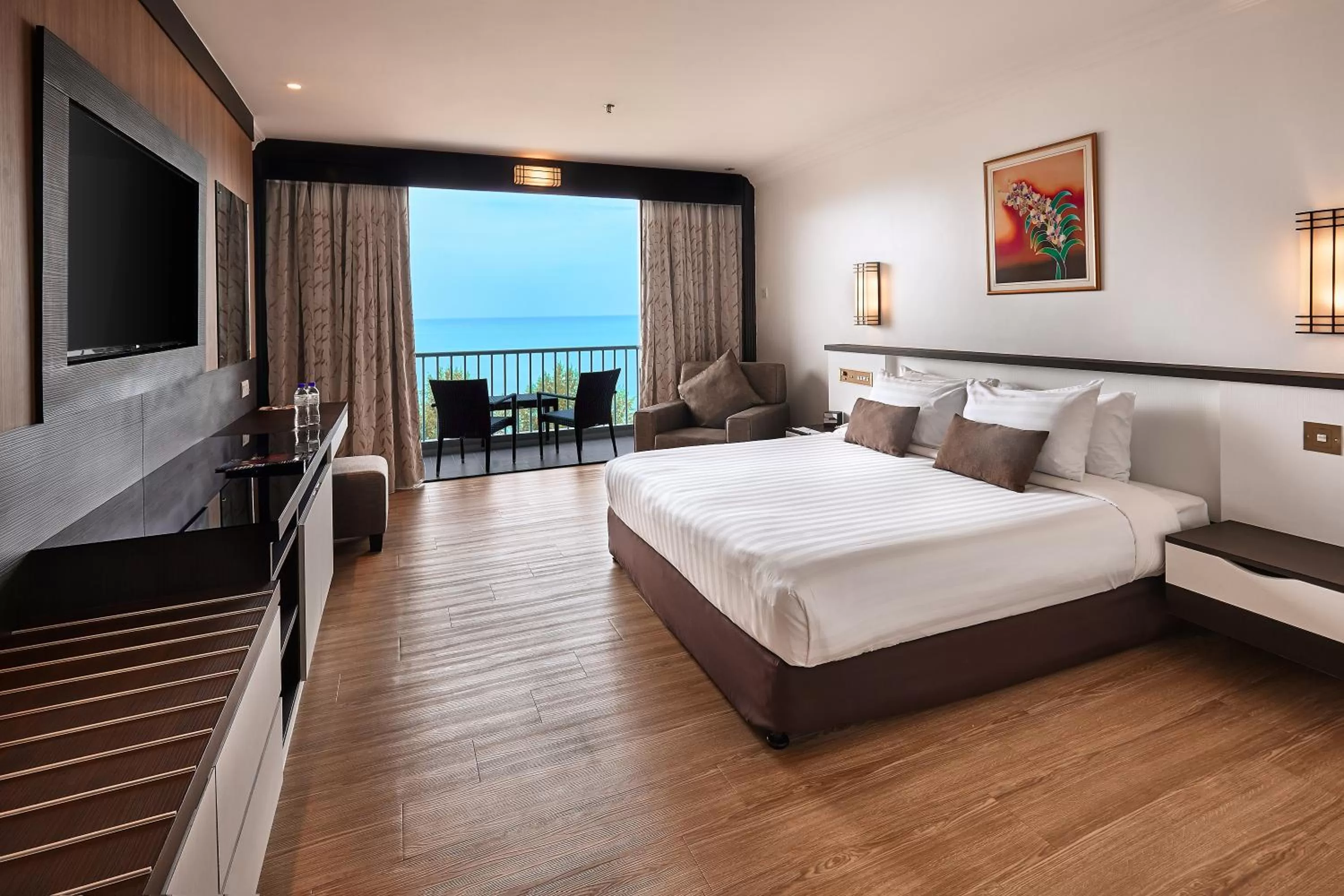Bed in The Bayview Beach Resort