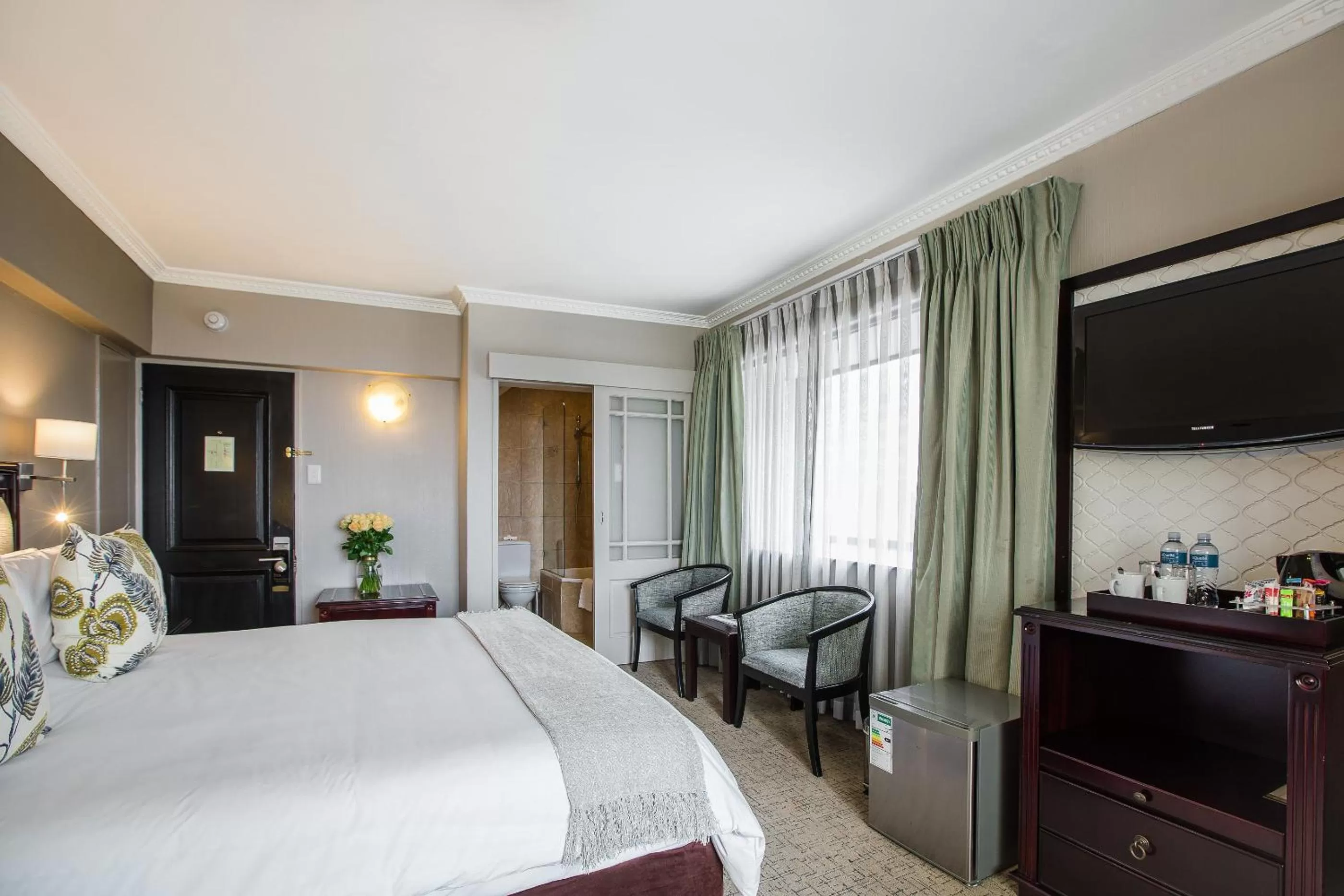 TV and multimedia, Bed in Premier Hotel Cape Town