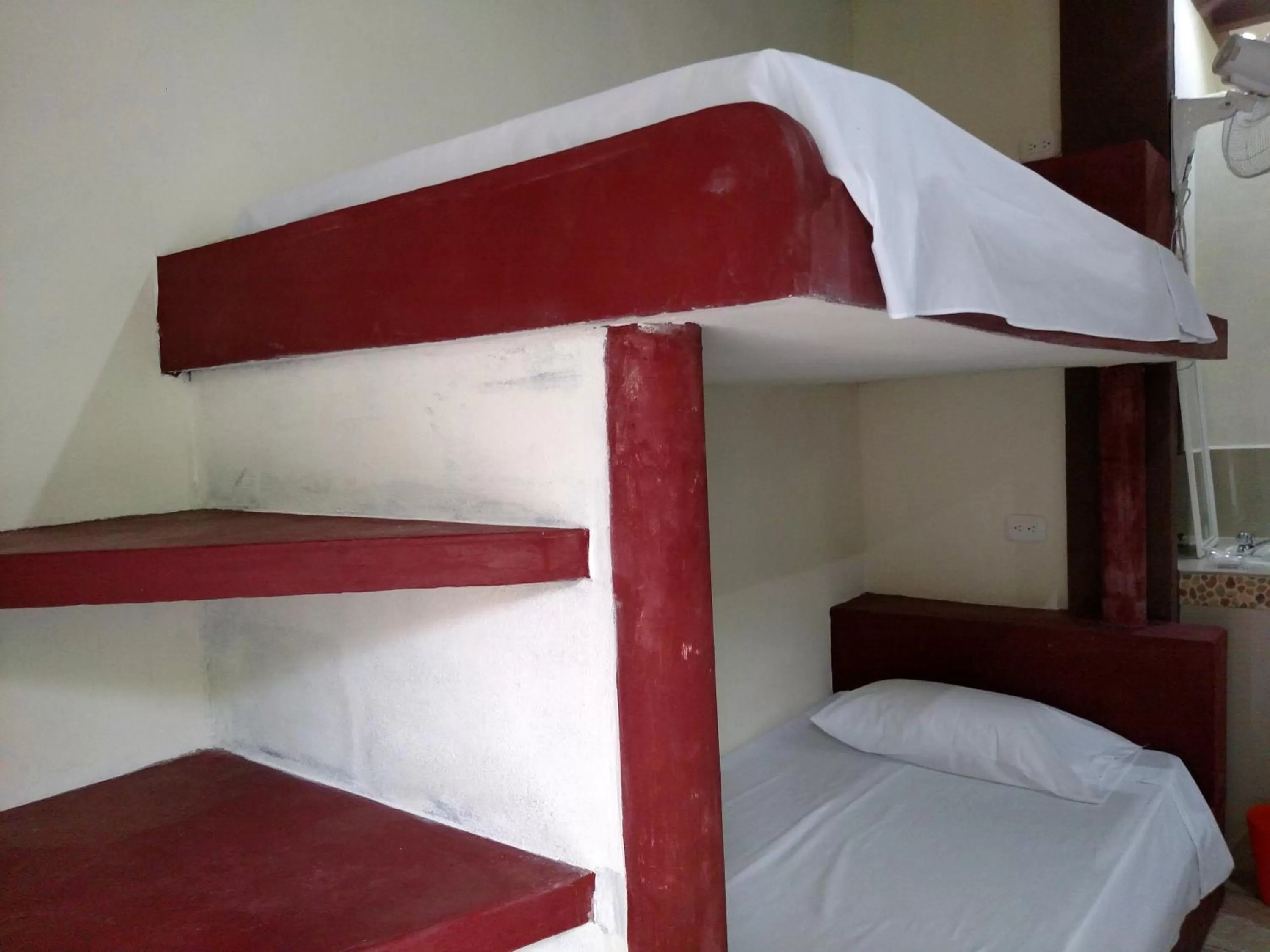Bed, Bunk Bed in Zapote Tree Inn