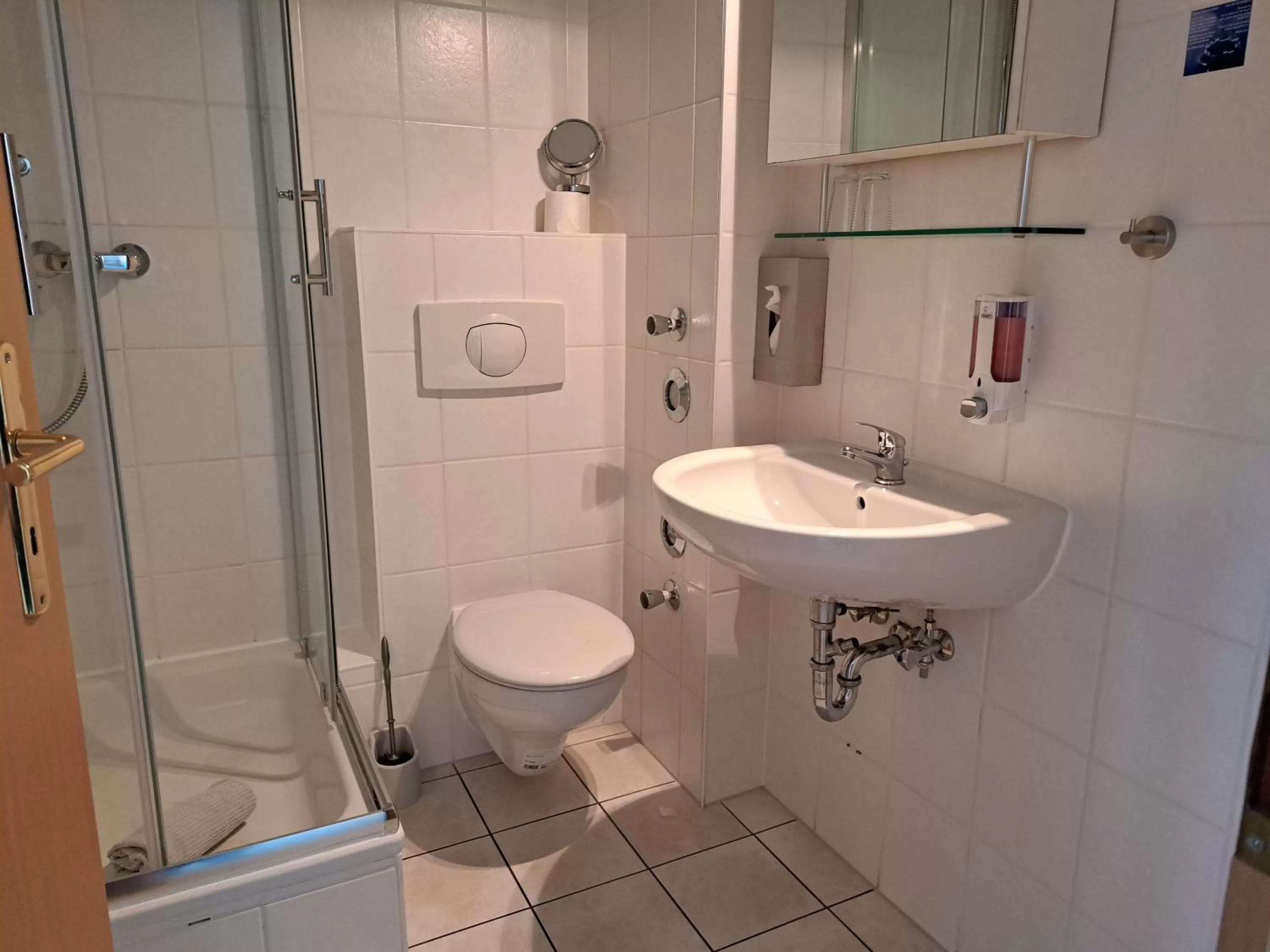 Bathroom in Apartment-Hotel Schillerplatz