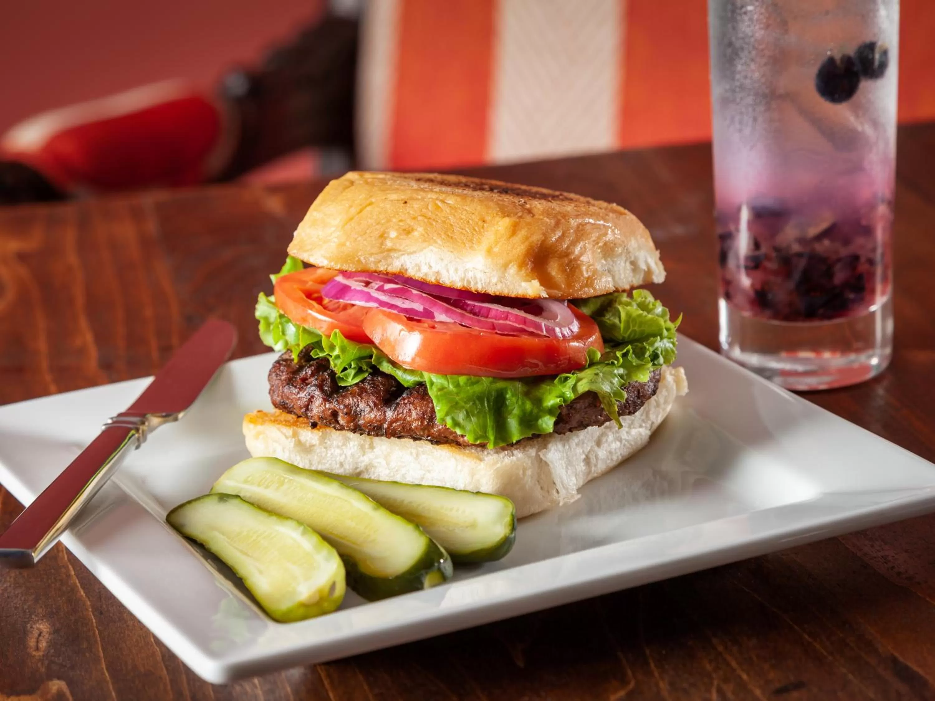 Food and drinks in Hotel Indigo San Antonio Riverwalk by IHG