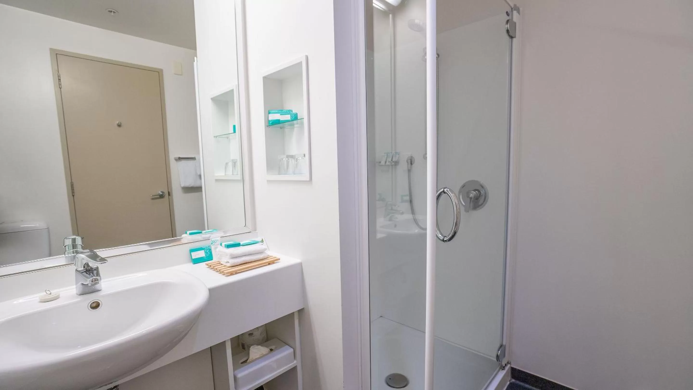 Bathroom in Scenic Hotel Dunedin City