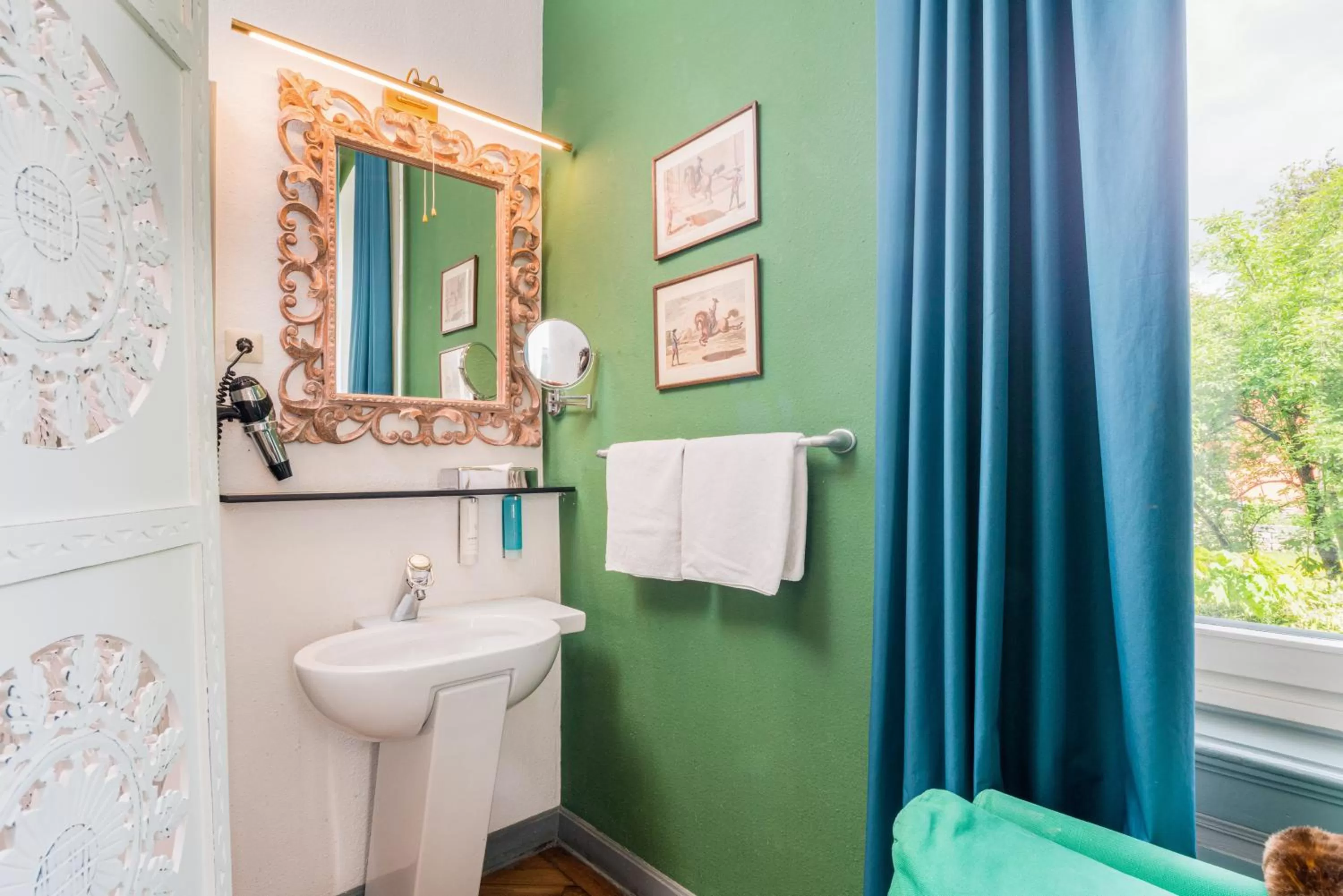 Photo of the whole room in Hotel Barleben am See