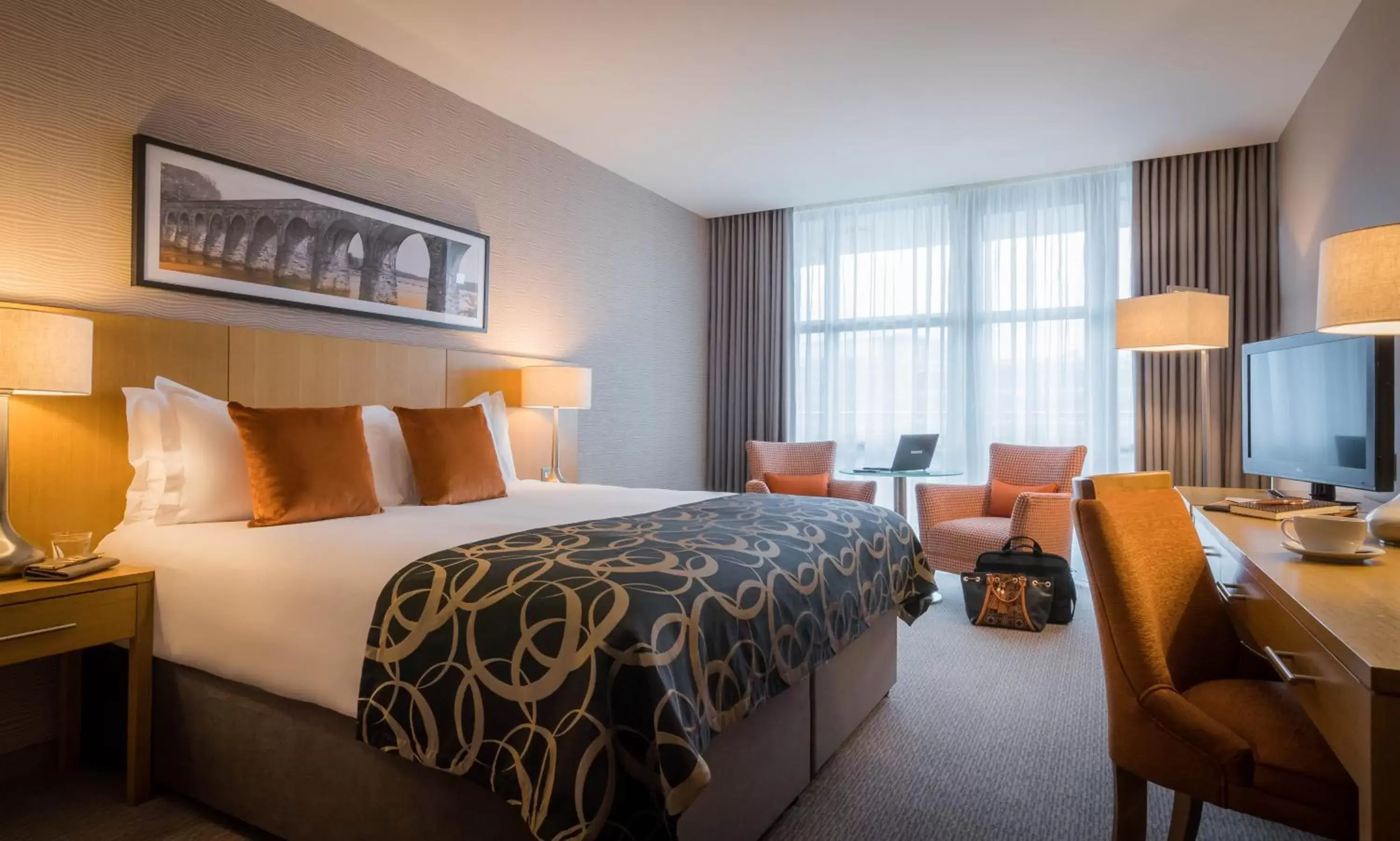 Deluxe Double Room in Clayton Hotel Belfast City Deluxe Double Room in Clayton Hotel Belfast City