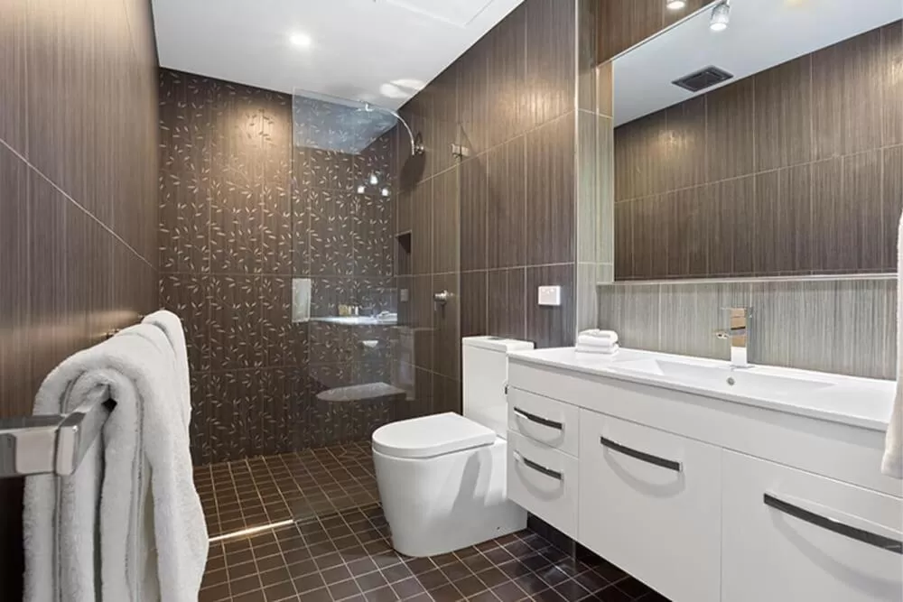 Bathroom in The Whale Inn