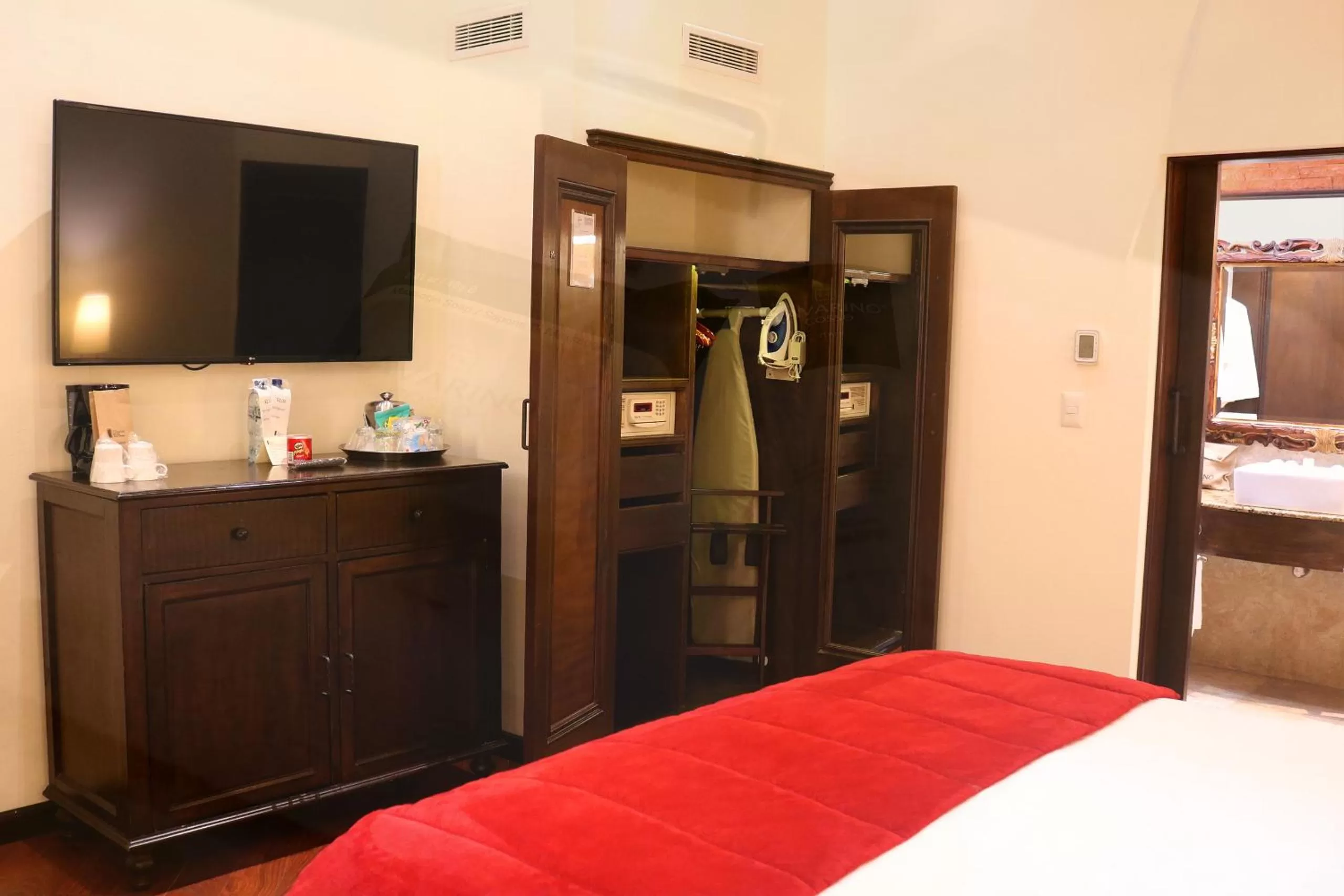 TV and multimedia, Bed in Camino Real Antigua