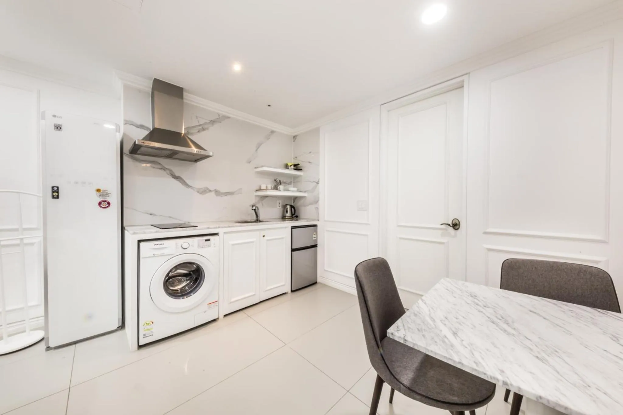 Dining area in Gladsheim Hotel