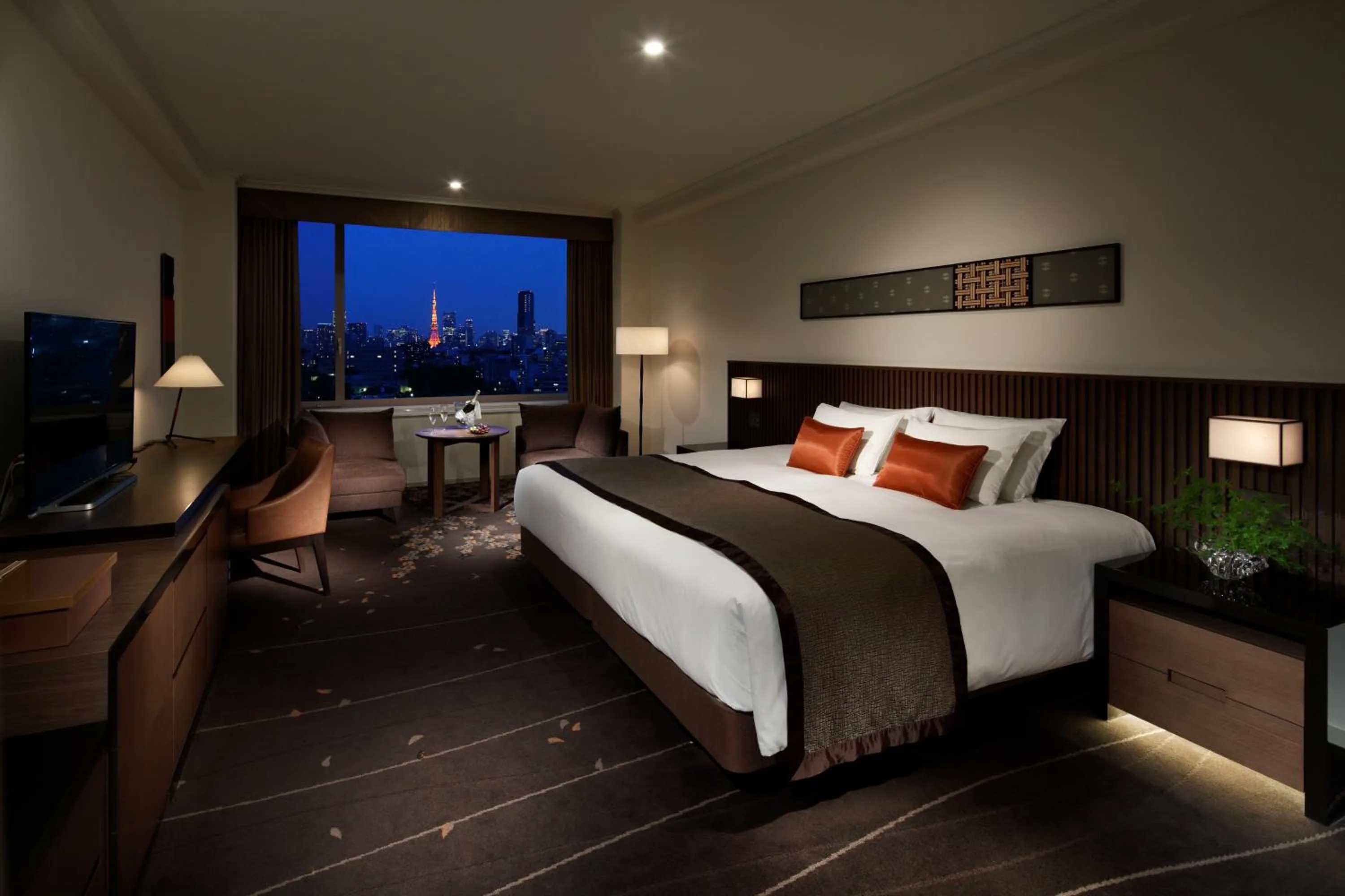 Bedroom, Bed in The Prince Sakura Tower Tokyo, Autograph Collection