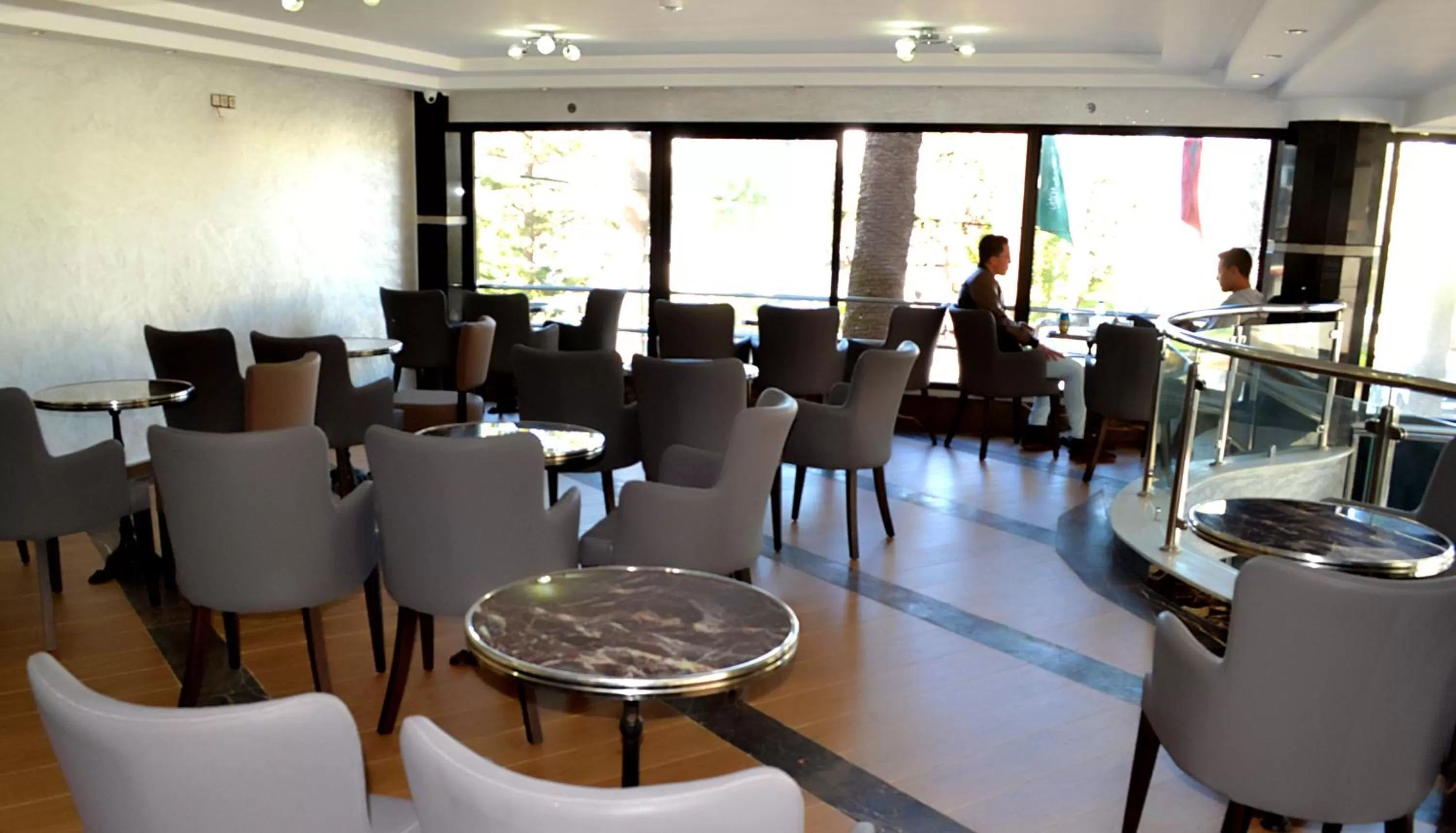 Restaurant/Places to Eat in Hotel Centre Ville